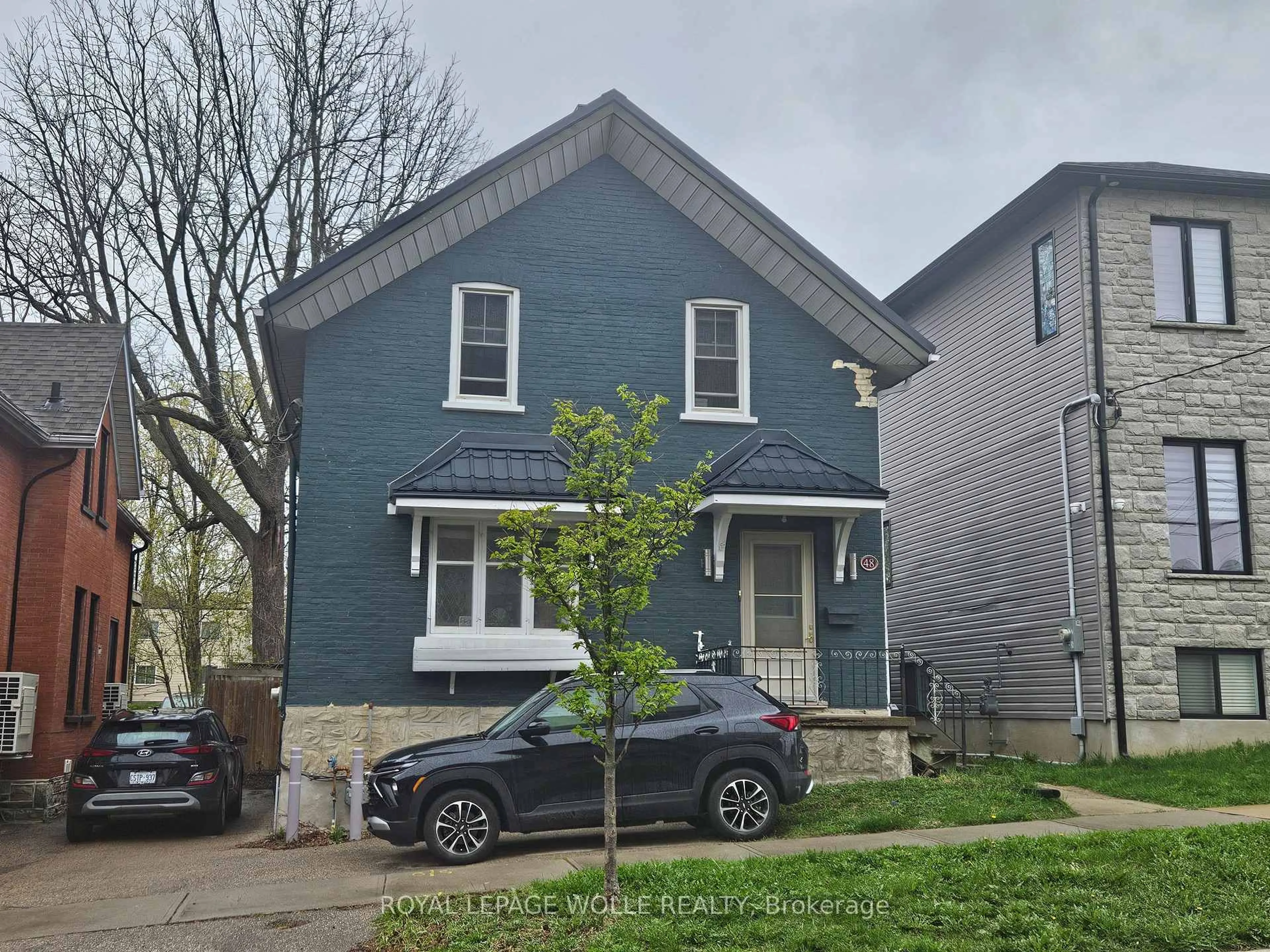 Unknown for 48 Breithaupt St, Kitchener Ontario N2H 5G6