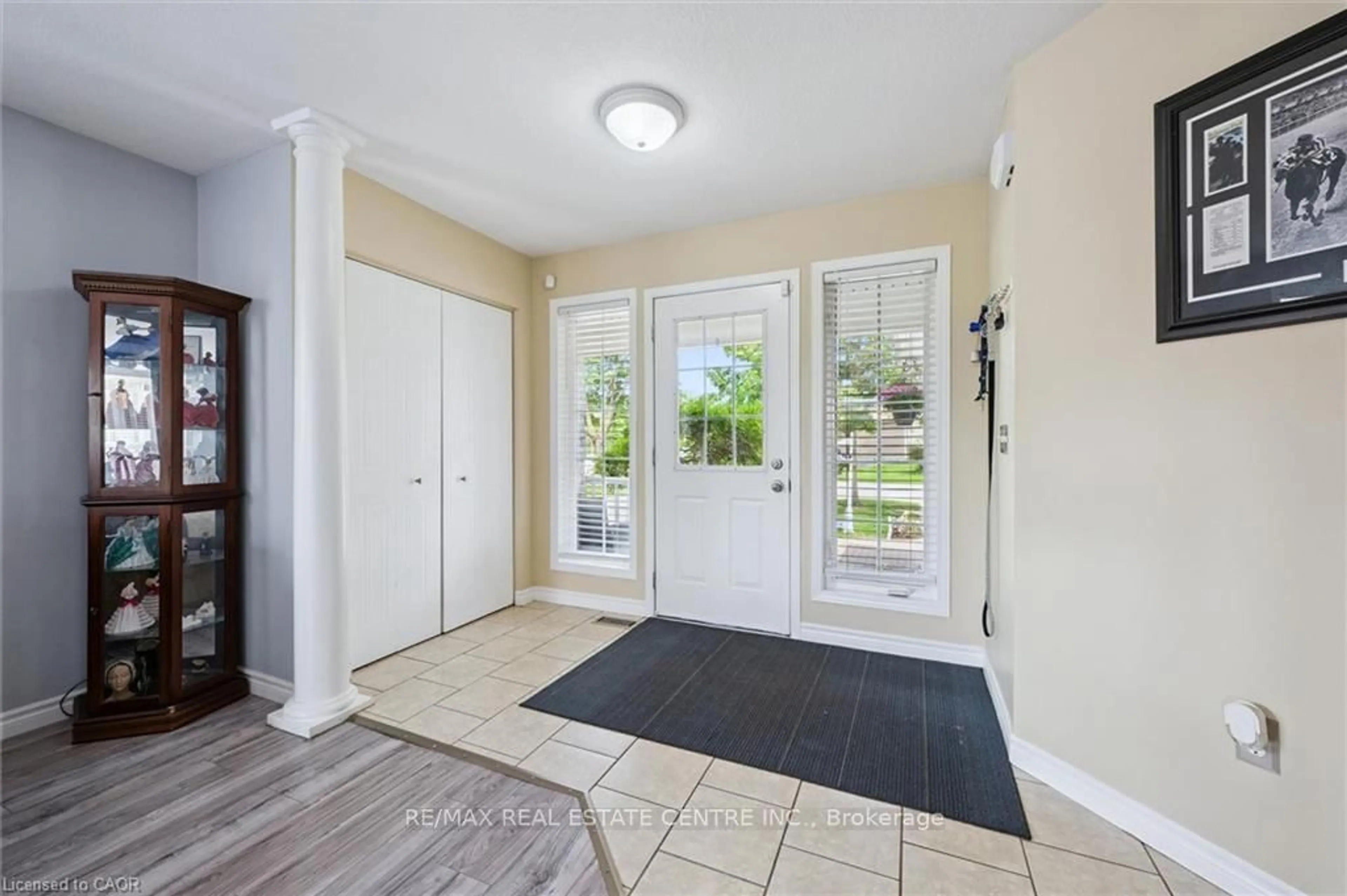 Indoor entryway for 24 Buckthorn Cres, Guelph Ontario N1E 7C3