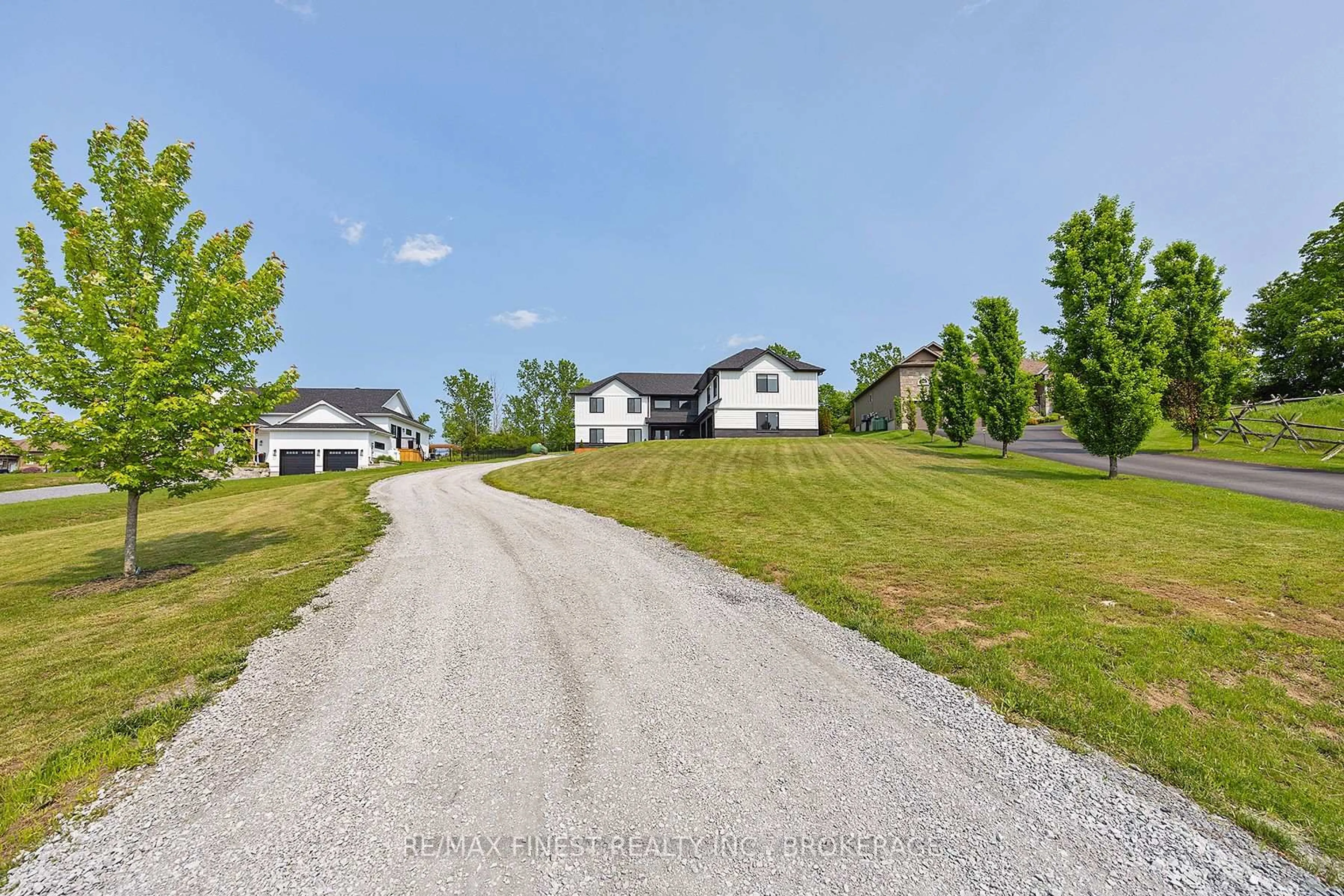A pic from outside/outdoor area/front of a property/back of a property/a pic from drone, unknown for 181 Morgan Dr, Sydenham Ontario K0H 2T0