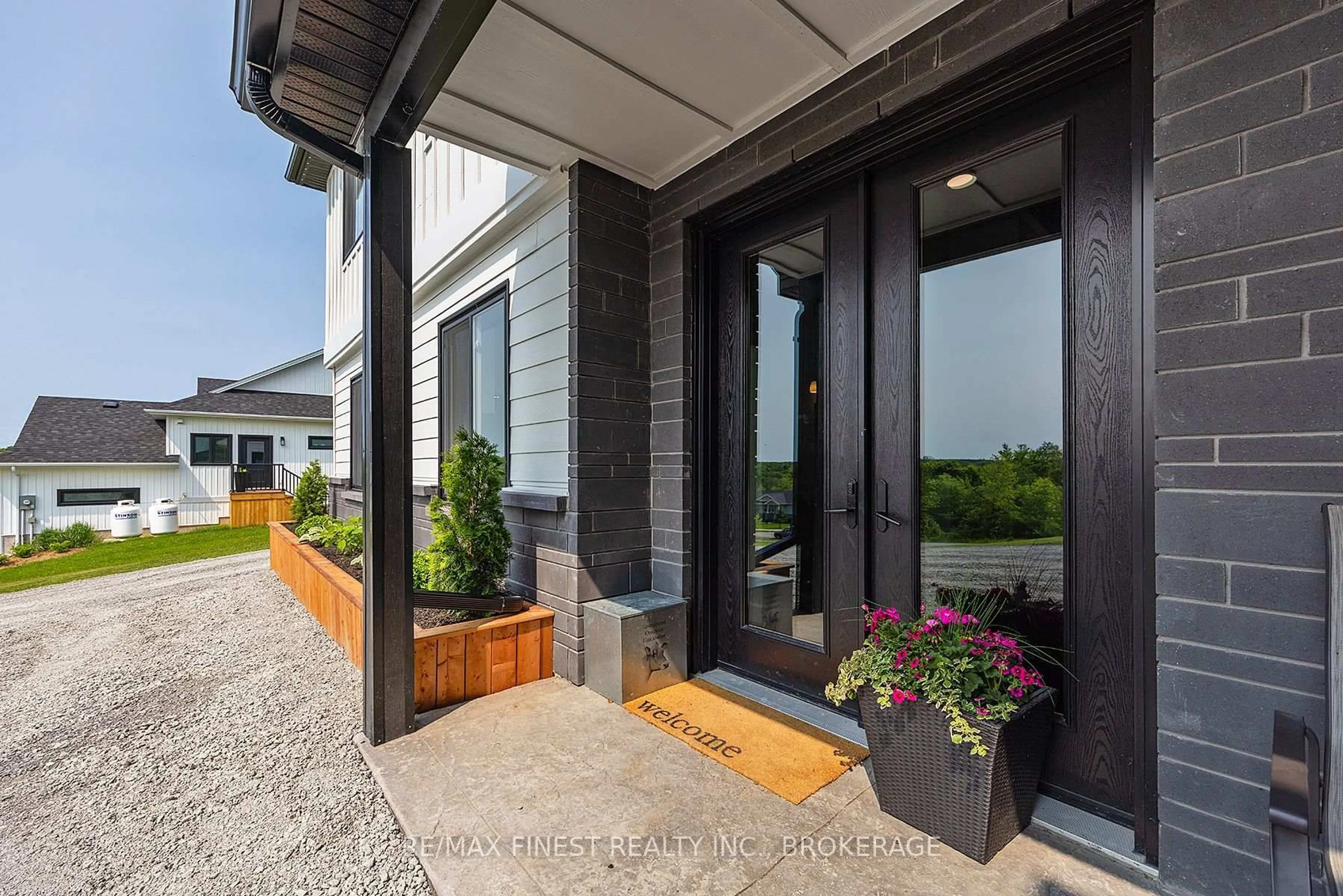 Unknown for 181 Morgan Dr, Sydenham Ontario K0H 2T0