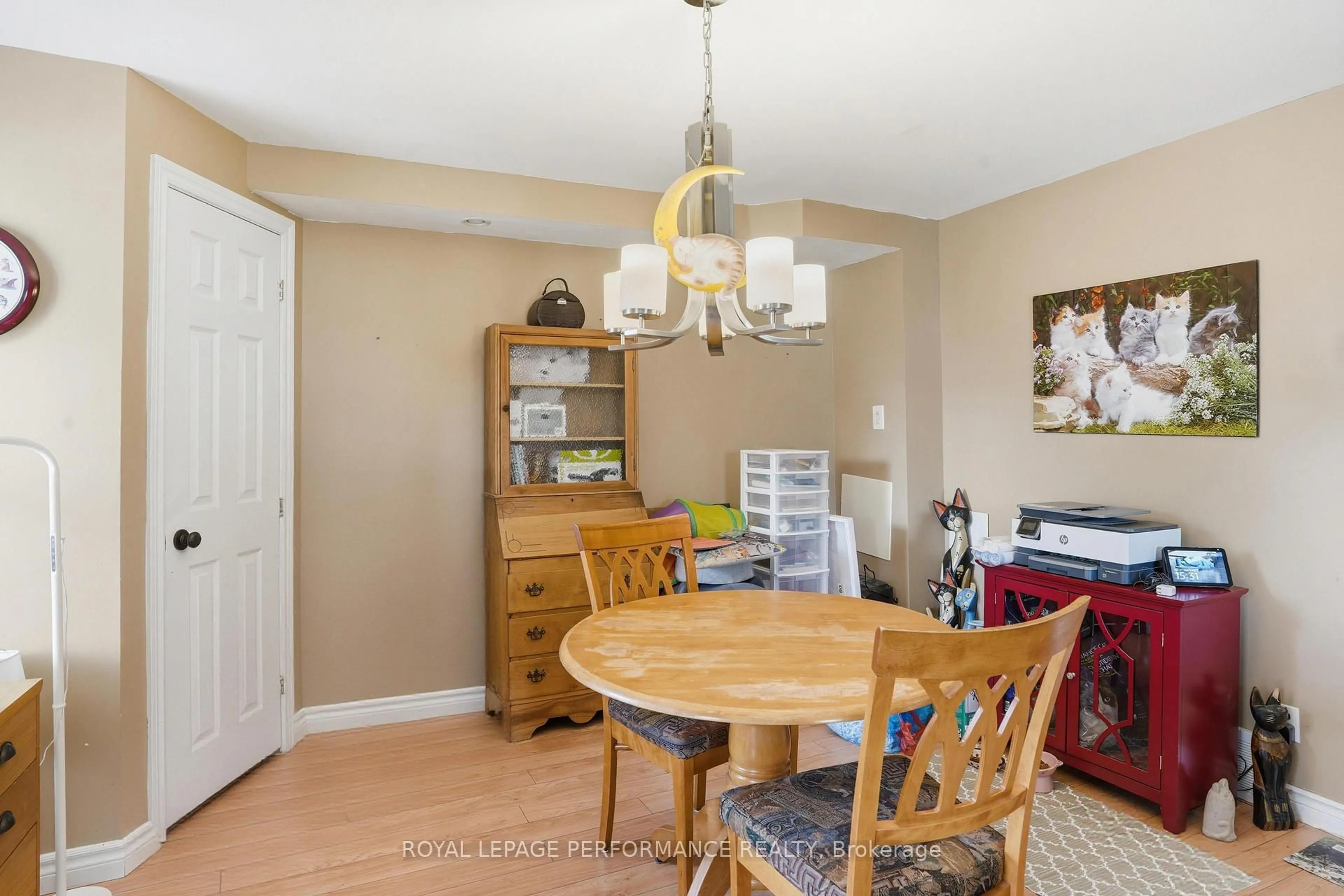 Dining room, wood/laminate floor for 378 St. Joseph St, Alfred and Plantagenet Ontario K0B 1A0