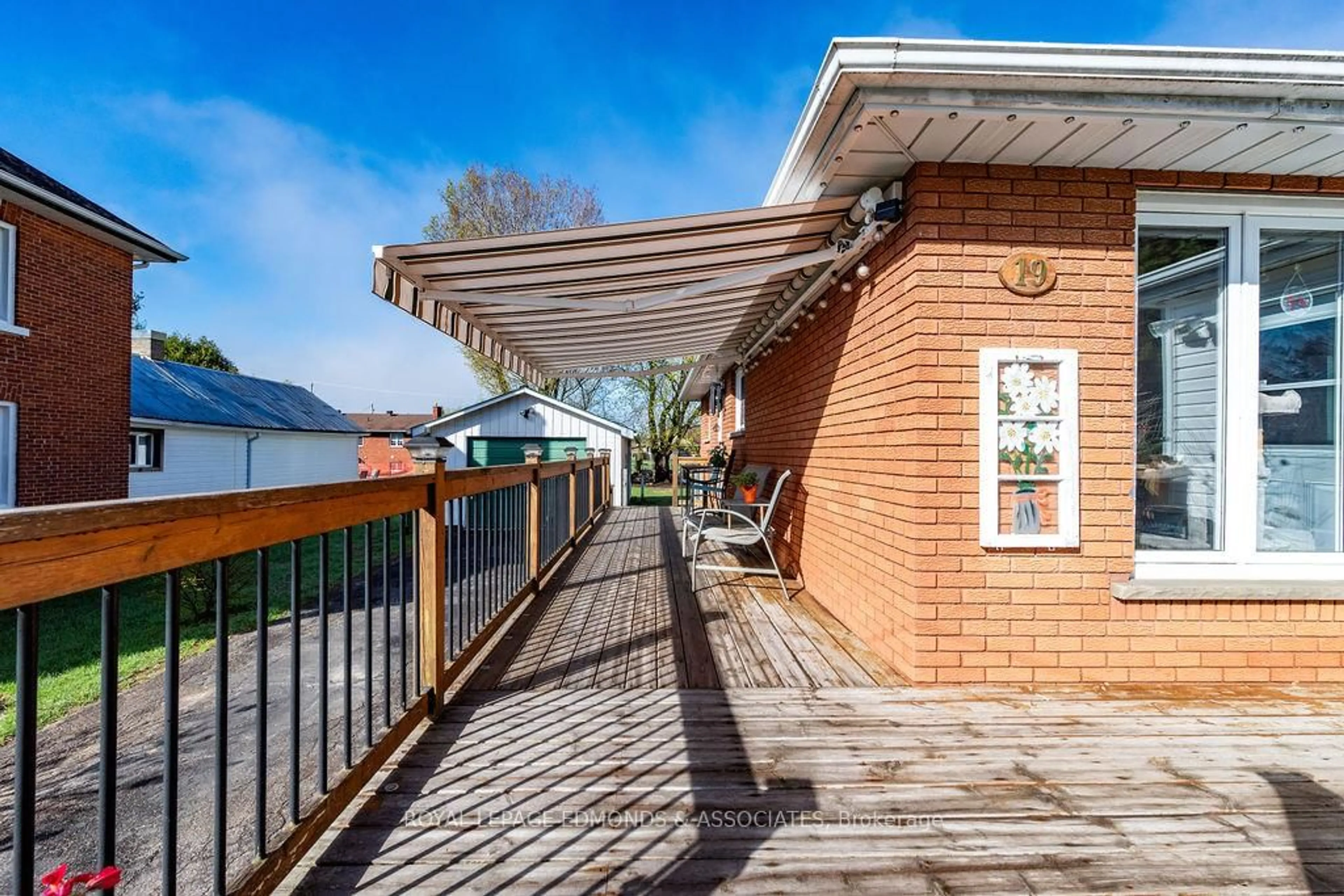 Patio, street for 19 Elliott St, Beachburg Ontario K0J 1C0