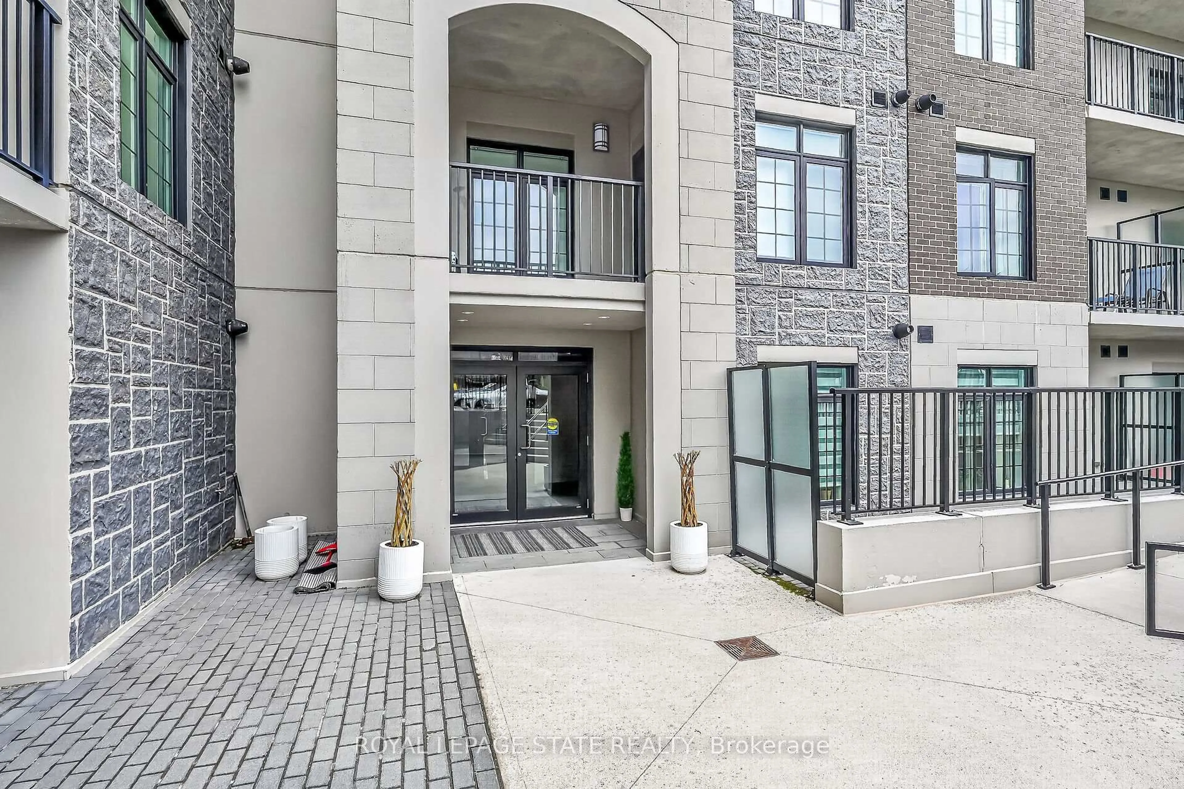 Unknown for 153 Wilson St #310, Hamilton Ontario L9G 1N4
