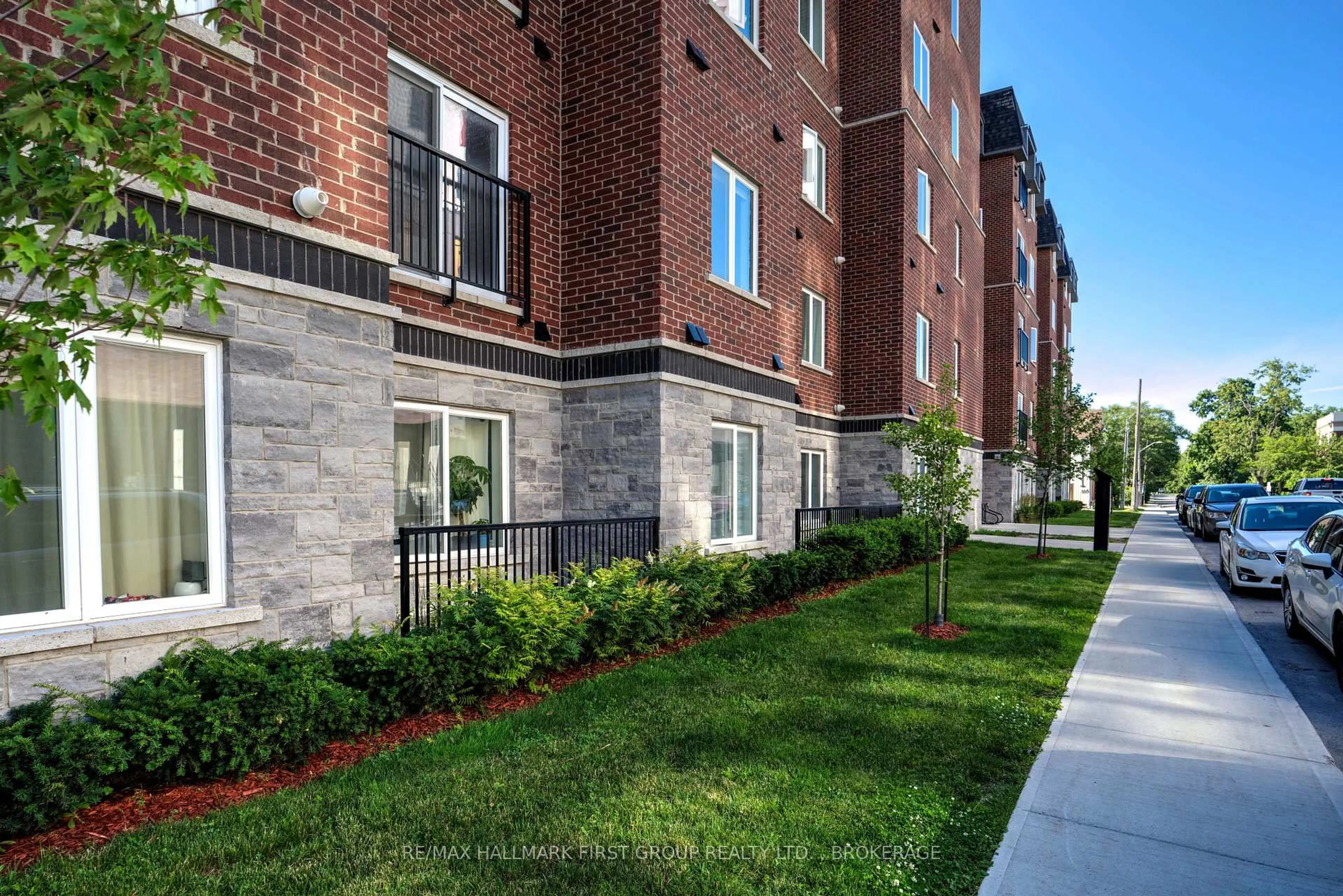 Patio, street for 501 Frontenac St #217, Kingston Ontario K7K 4L9