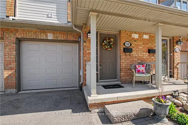 100 Beddoe Dr #98, Hamilton 3