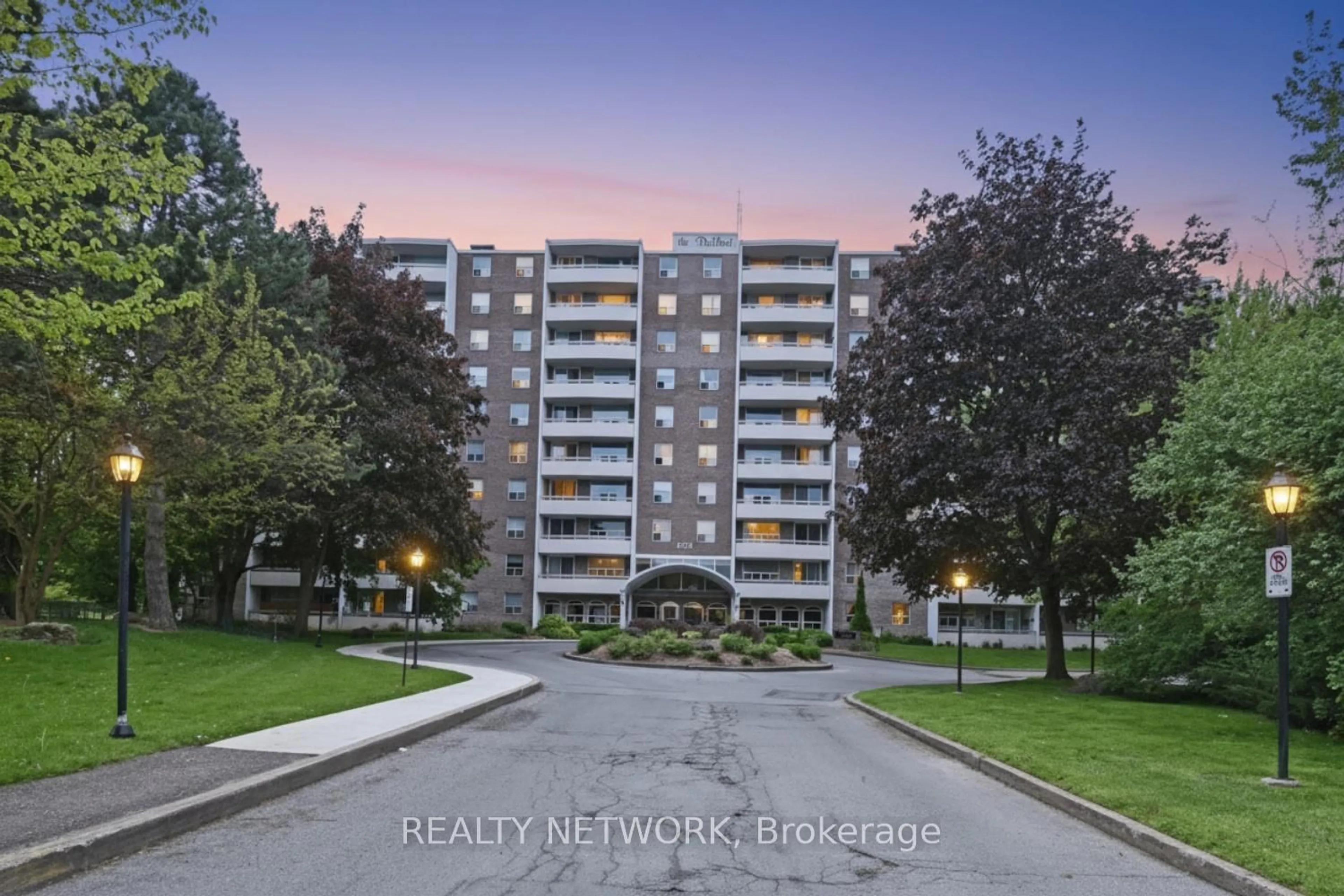 Unknown for 365 Geneva St #812, St. Catharines Ontario L2N 5S7