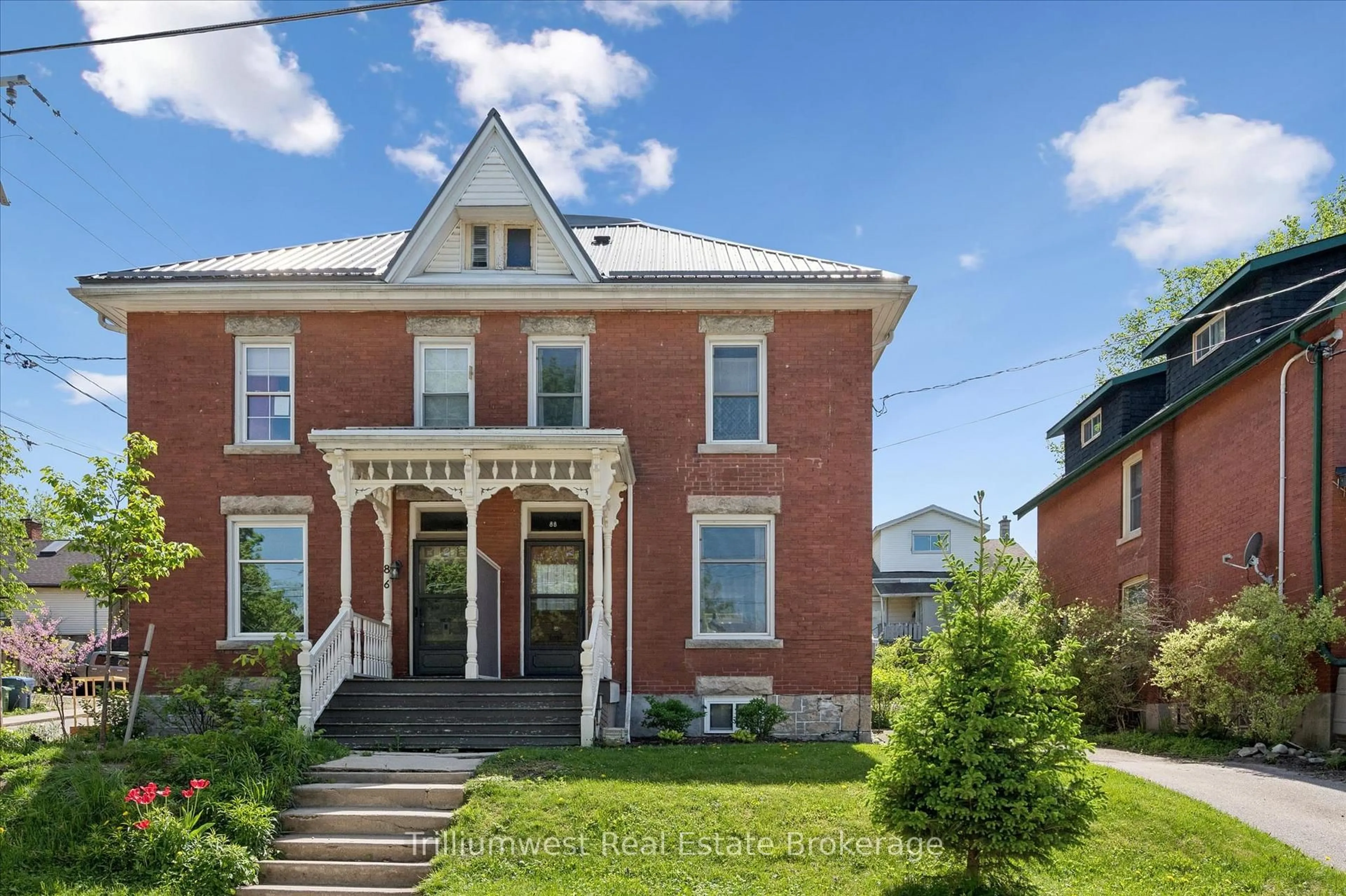Home with brick exterior material, building for 88 Dufferin St, Guelph Ontario N1H 4A3
