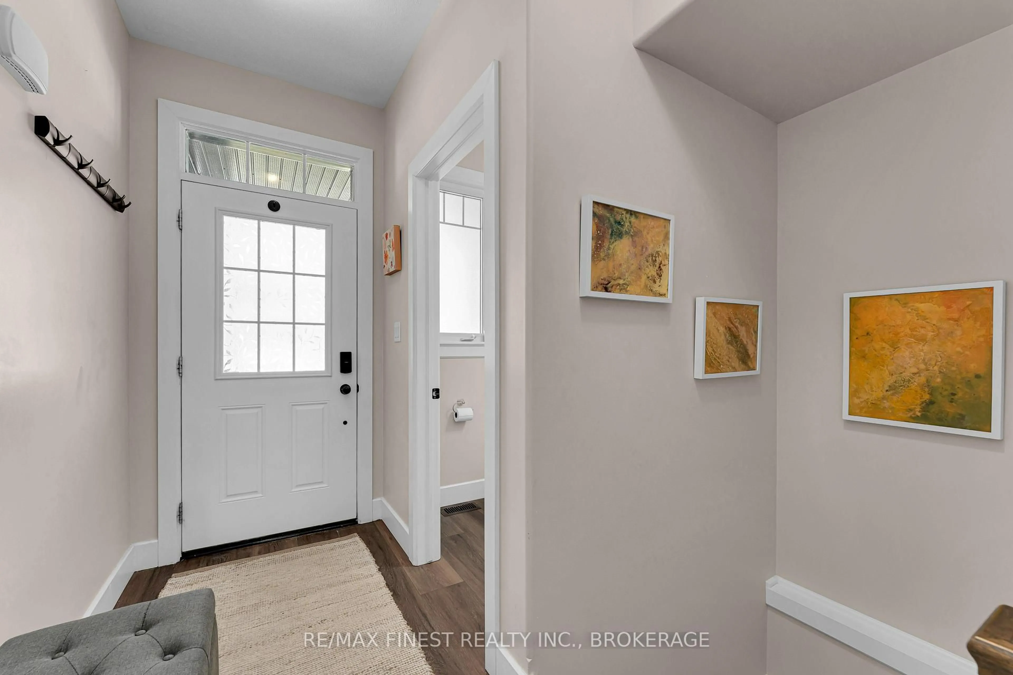 Indoor entryway for 106 Dr Richard James Cres, Loyalist Ontario K7N 0B9