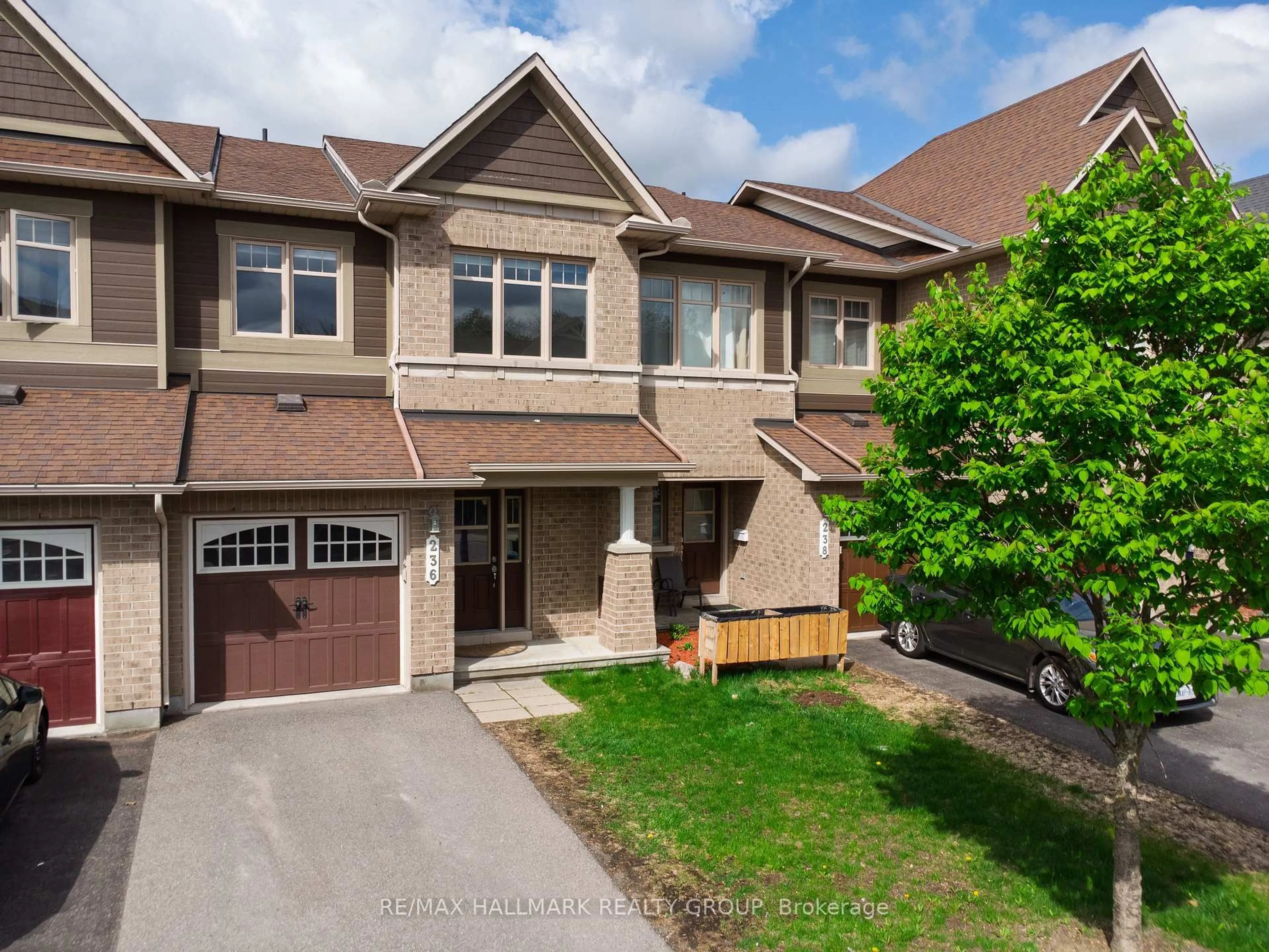 Unknown for 236 Trailsedge Way, Ottawa Ontario K1W 0E8