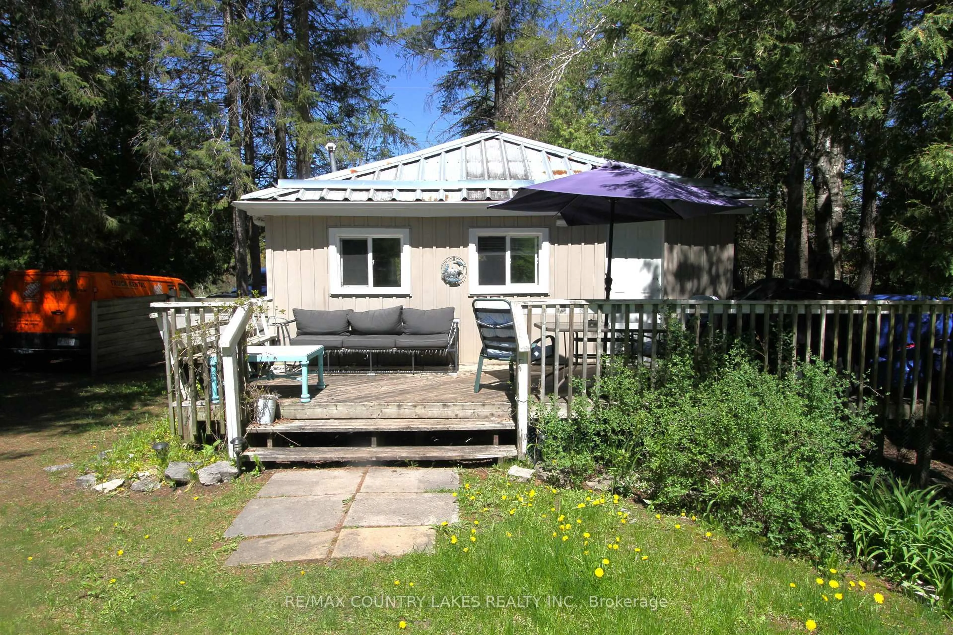 Patio, unknown for 77 McGuire Beach Rd, Kawartha Lakes Ontario K0M 2B0