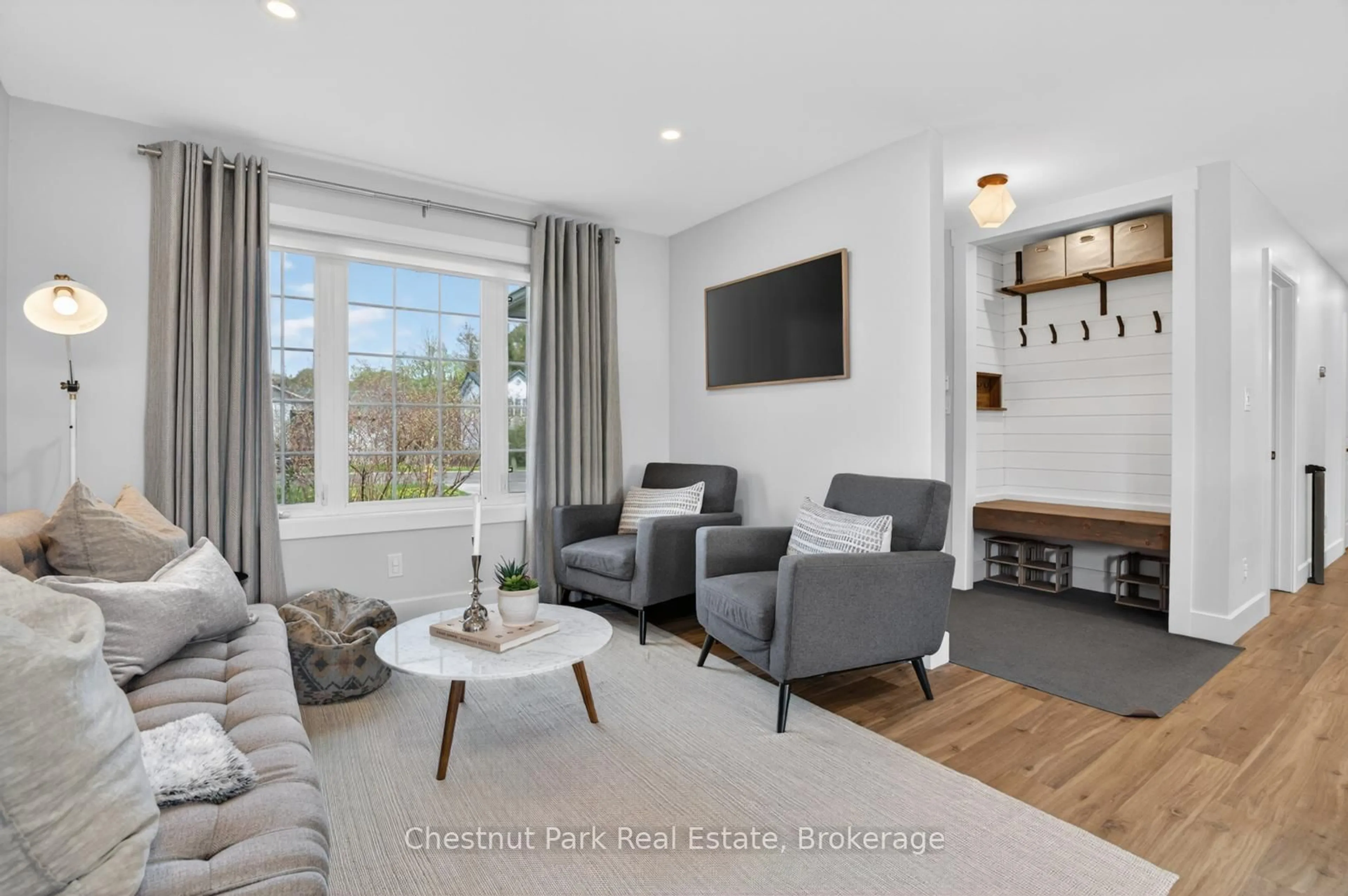 Living room with furniture, unknown for 27 Walter St, Huntsville Ontario P1H 1W2