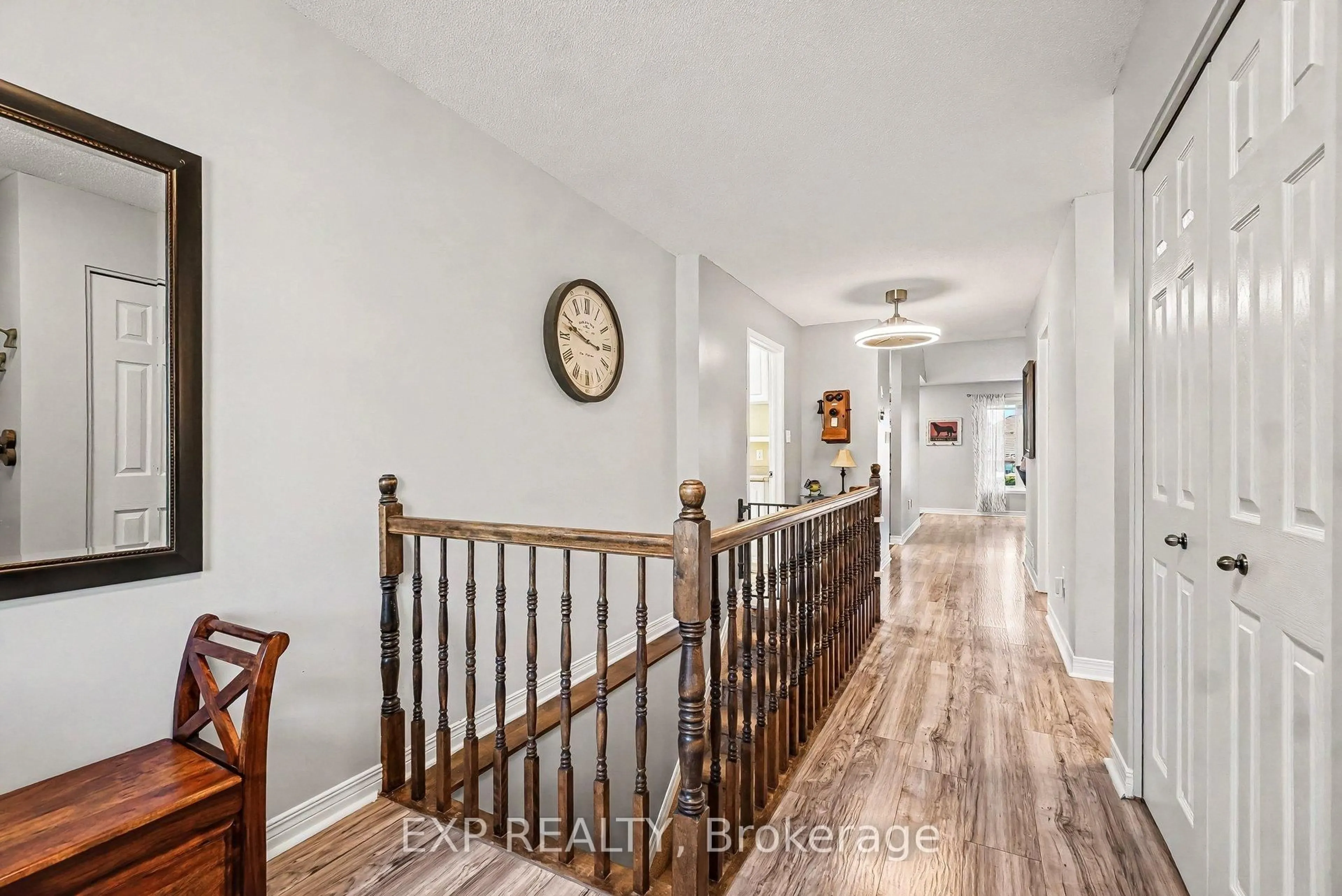 Indoor entryway for 217 Jasper Cres, Clarence-Rockland Ontario K4K 0A3