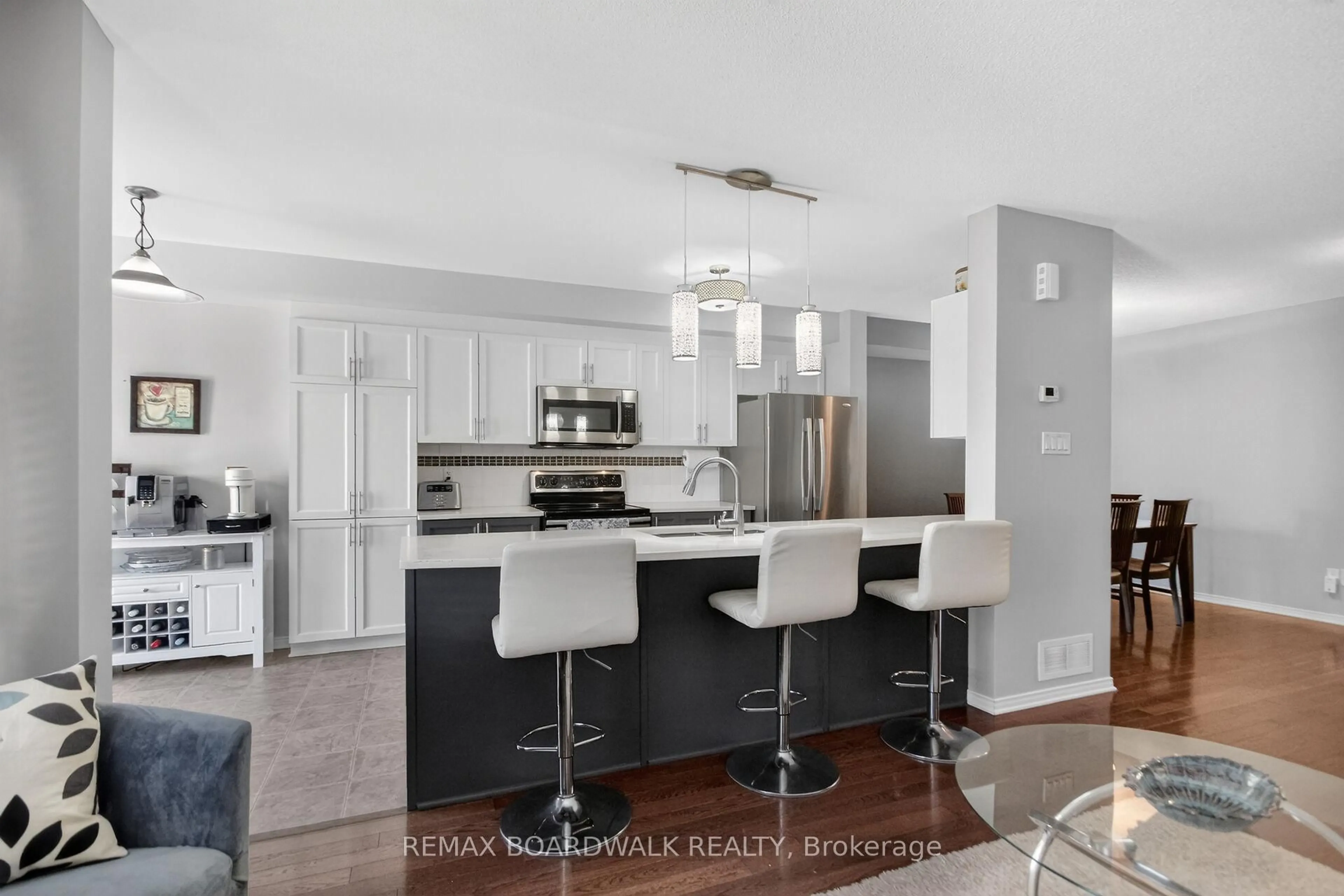 Open concept kitchen, unknown for 1621 Westhall Way, Ottawa Ontario K2M 0G7
