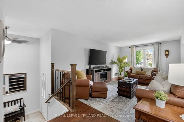 31 Beechbank Cres, London South 5