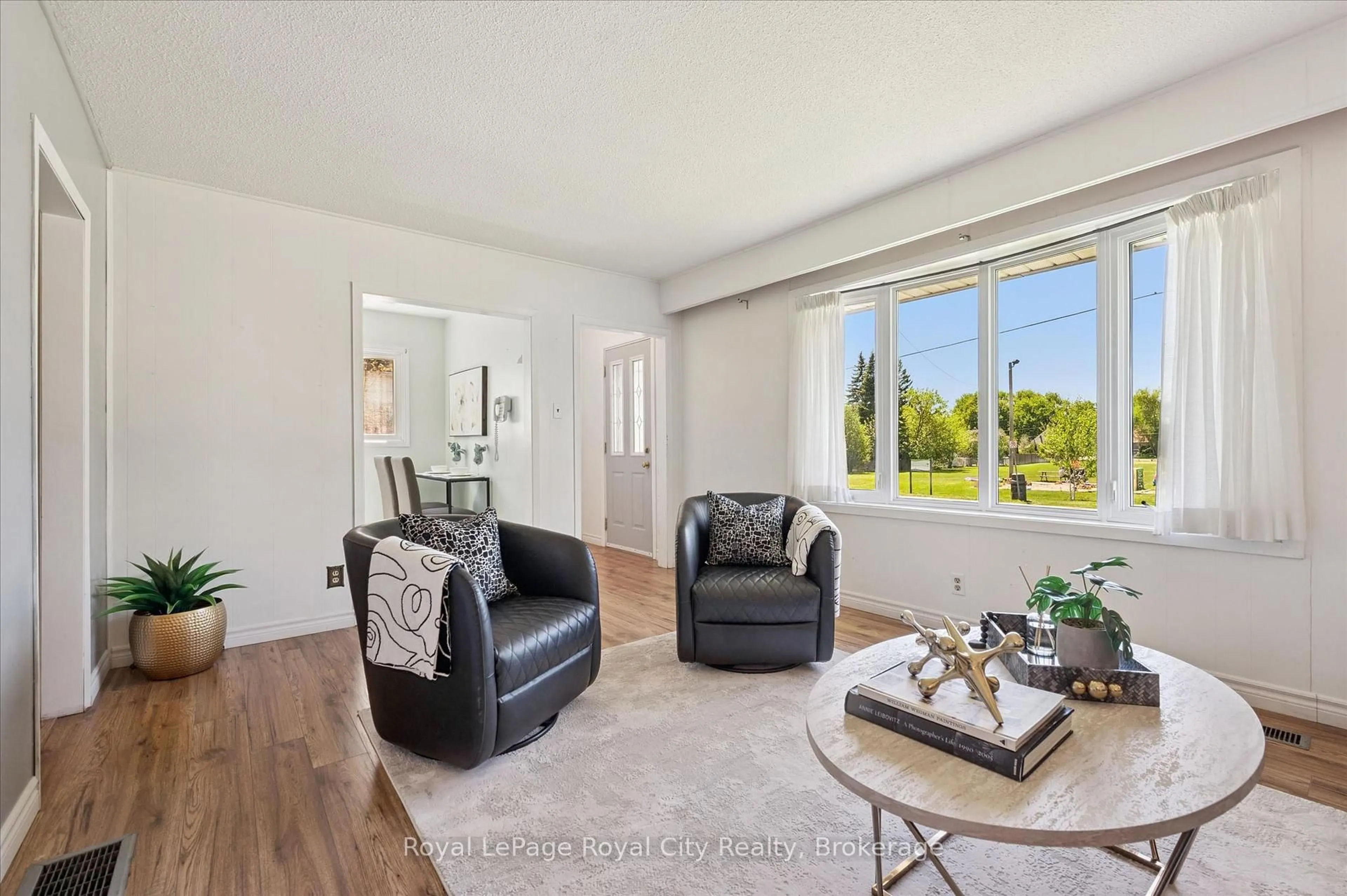Living room with furniture, unknown for 22 Churchill Cres, Centre Wellington Ontario N1M 2J3