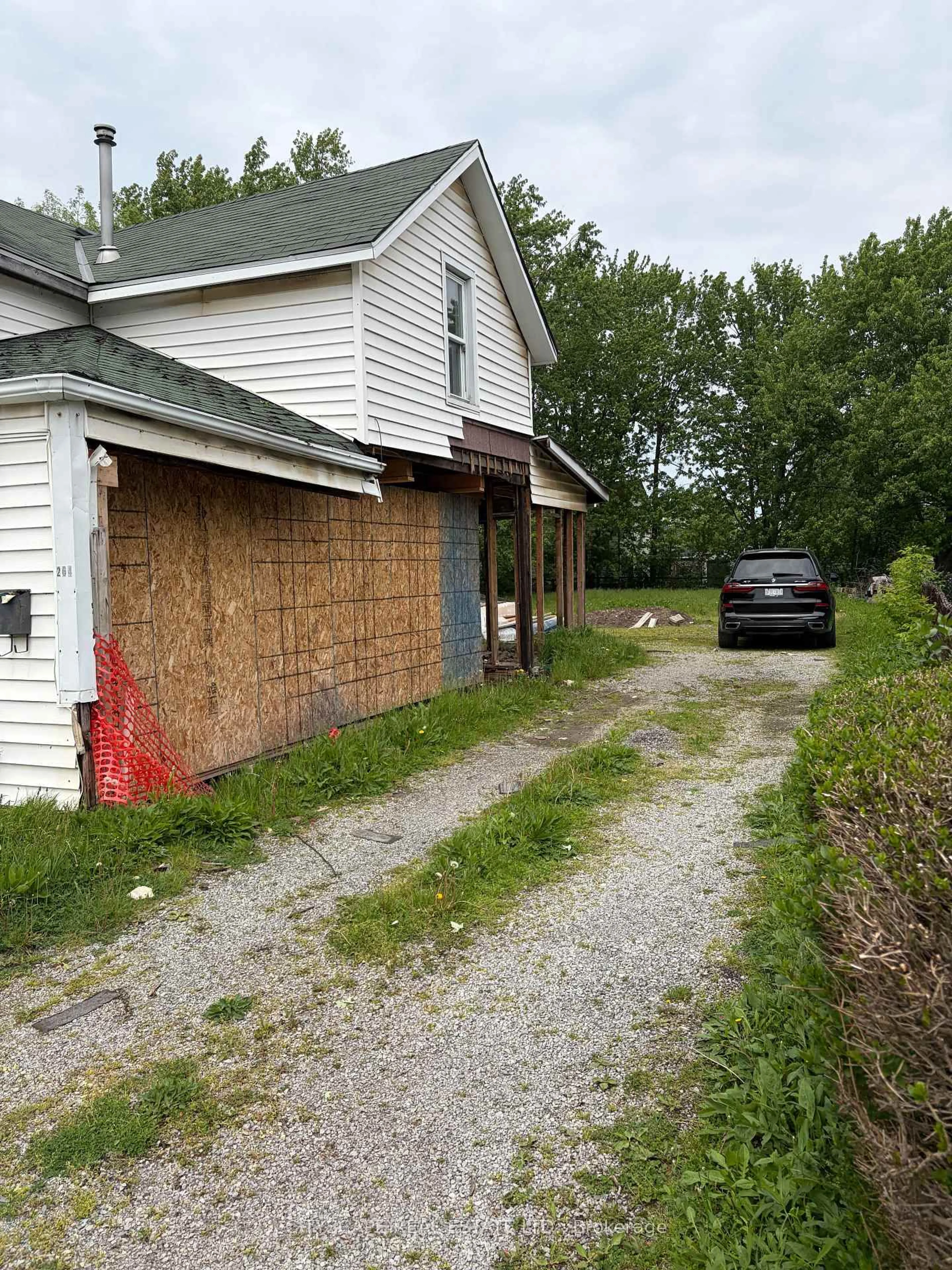 Unknown for 264 Gilmore Rd, Fort Erie Ontario L2A 2M3