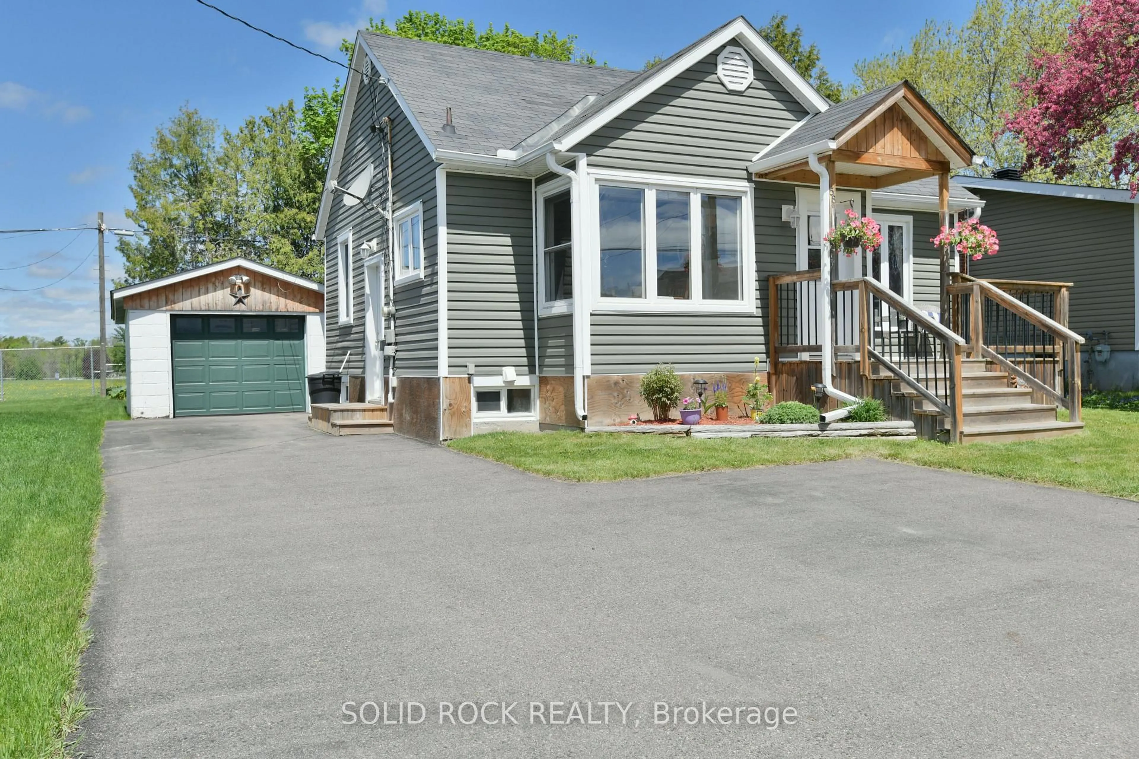 Home with vinyl exterior material, street for 58 Barnet Blvd, Renfrew Ontario K7V 2M4