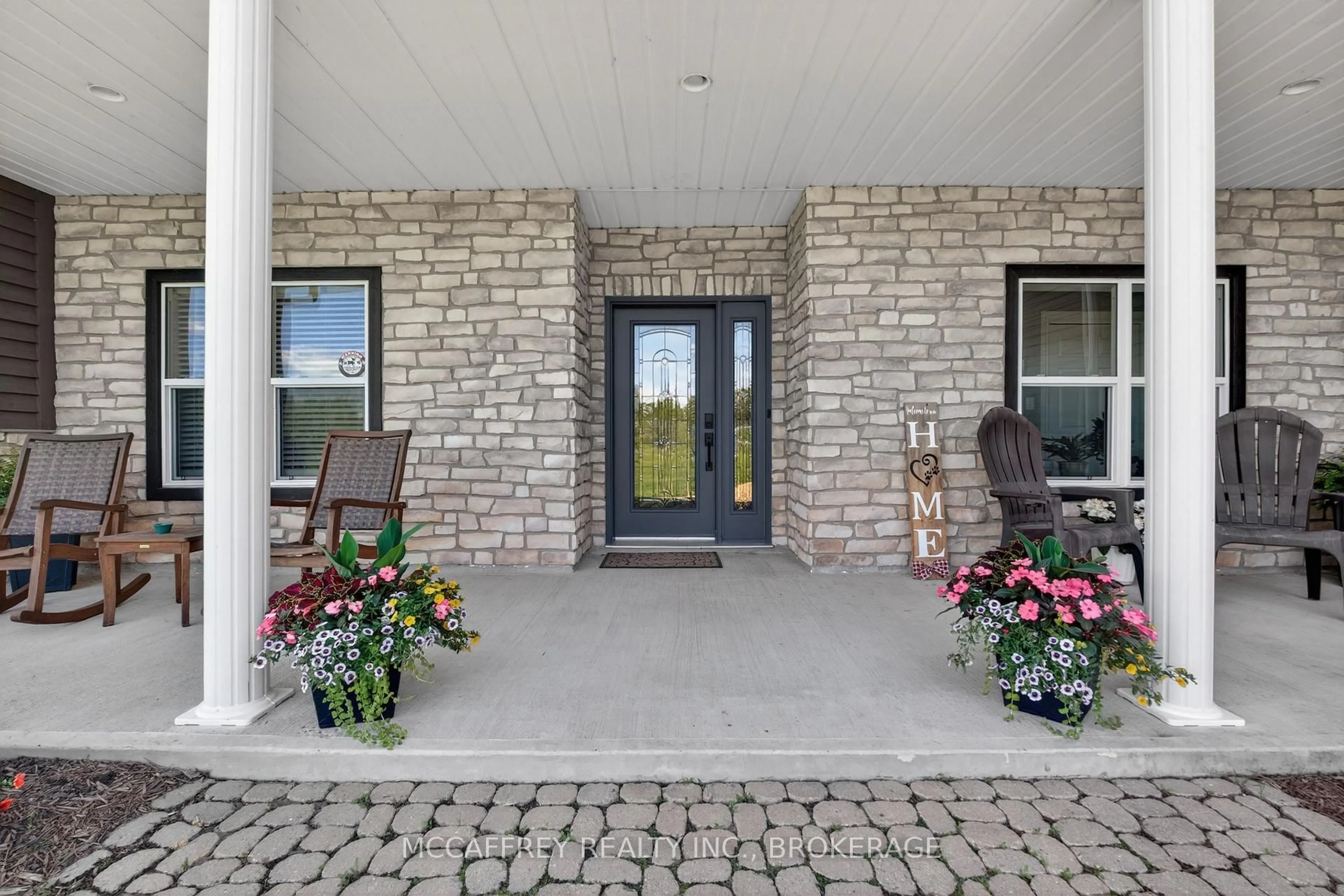 Indoor entryway for 5638 Battersea Rd, Battersea Ontario K0H 1H0