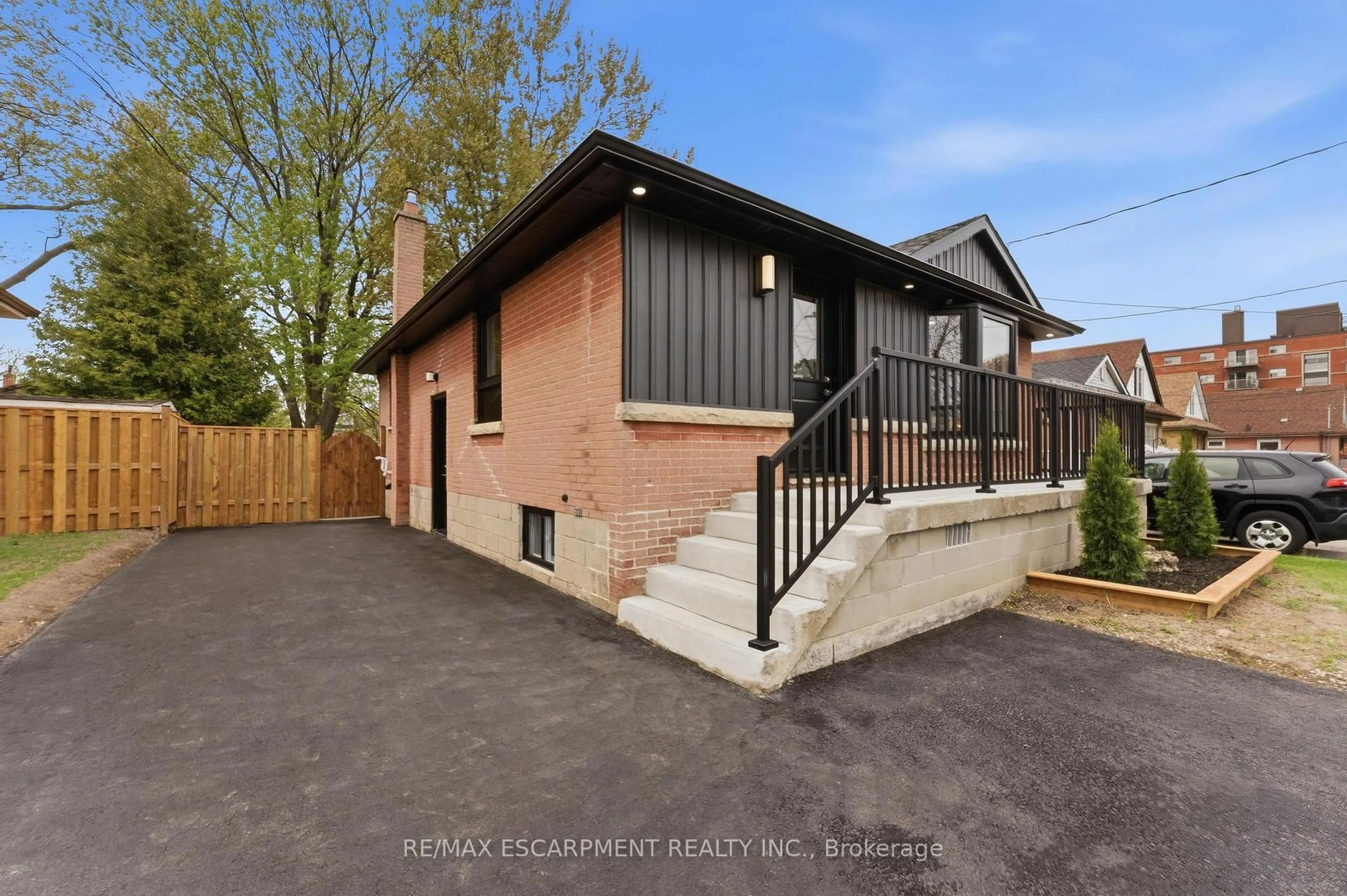 Home with brick exterior material, street for 374 East 13th St, Hamilton Ontario L9A 4A1