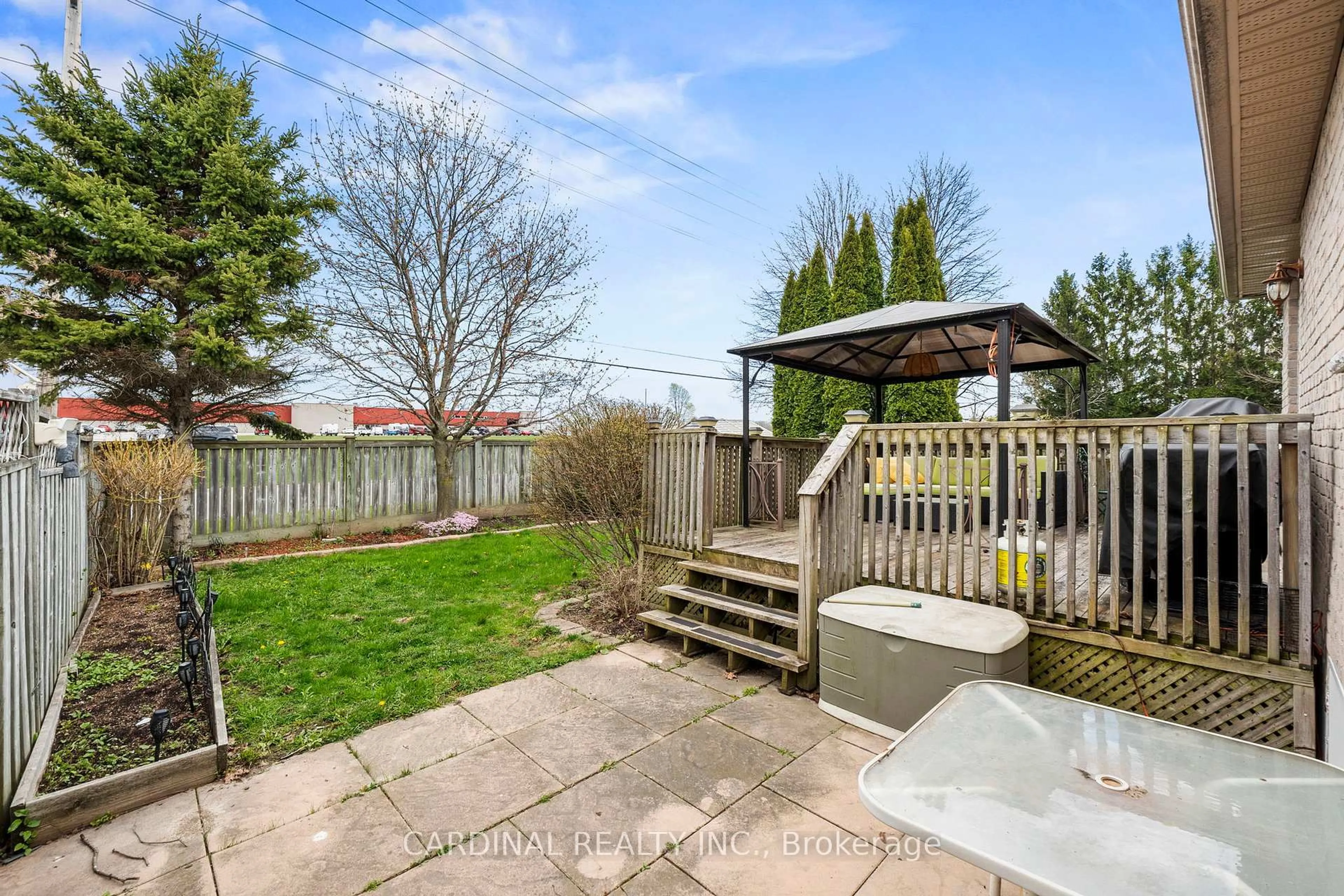 Patio, street for 537 Wilson Rd, Cobourg Ontario K9A 5P7