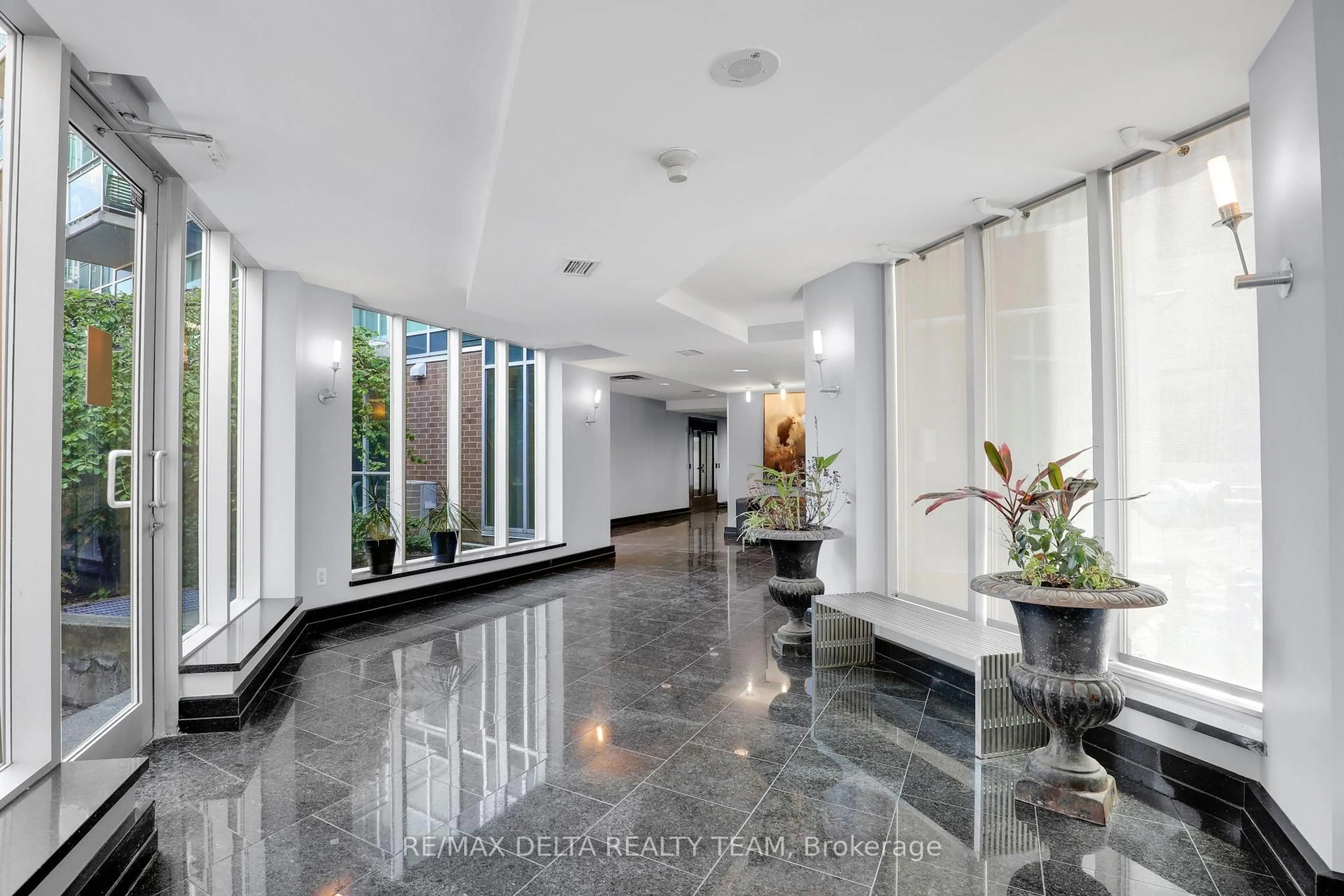 Lobby for 134 York St #205, Ottawa Ontario K1N 1K8