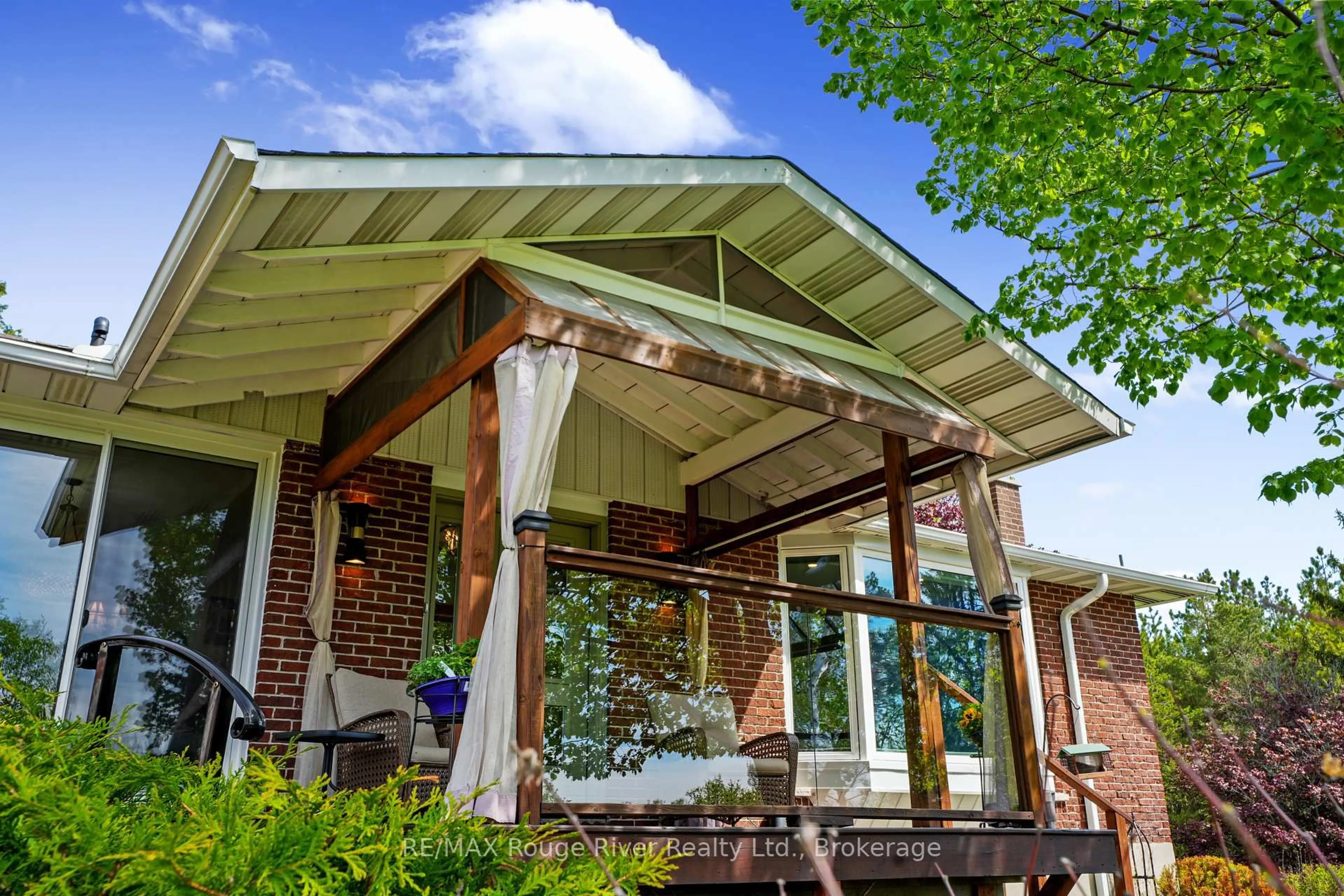 Home with brick exterior material, unknown for 3625 Alnwick Hill Rd, Hamilton Township Ontario K0K 1C0