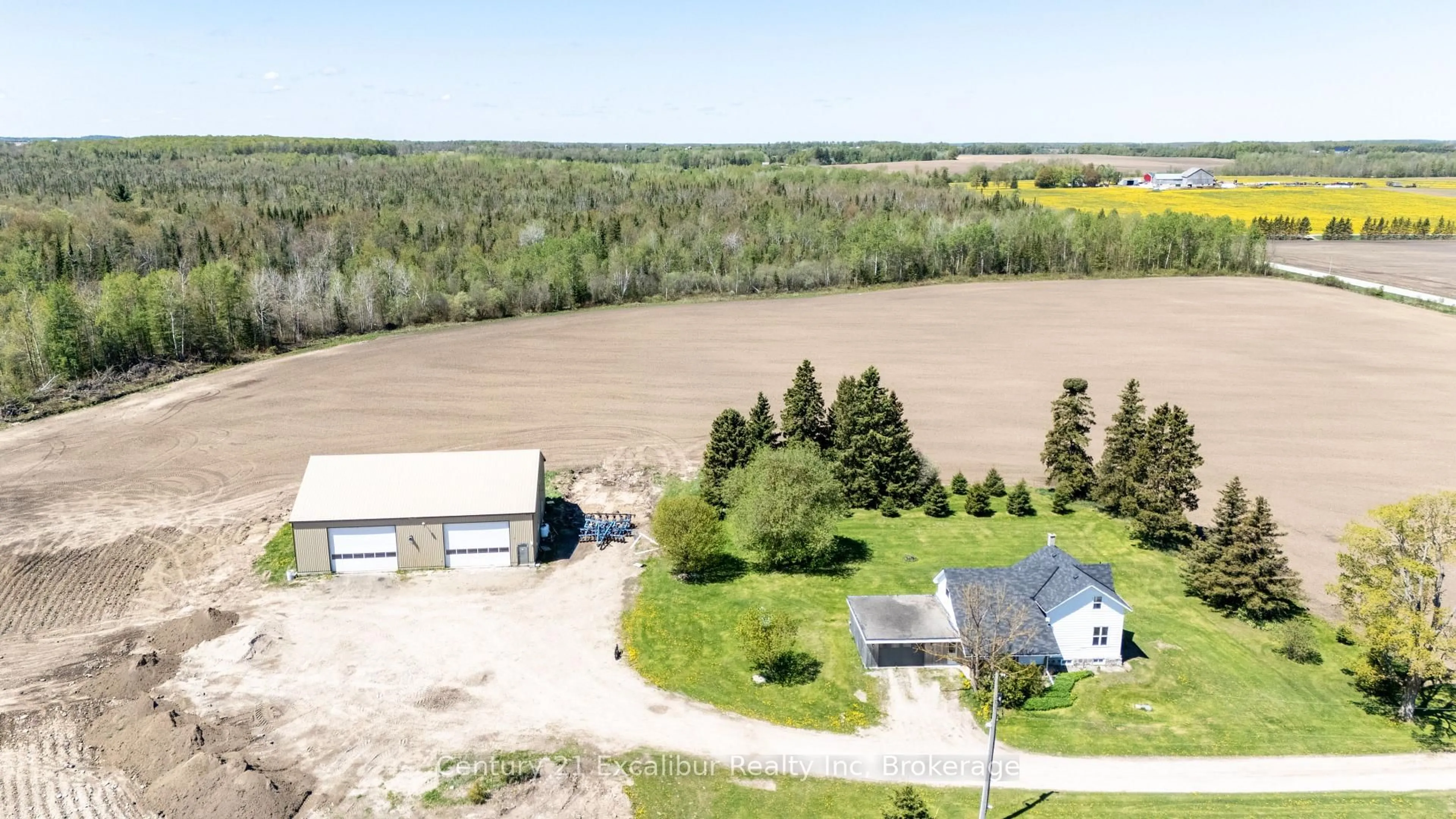 A pic from outside/outdoor area/front of a property/back of a property/a pic from drone, water/lake/river/ocean view for 8323 Line 12 Rd, Wellington North Ontario N1H 6J2