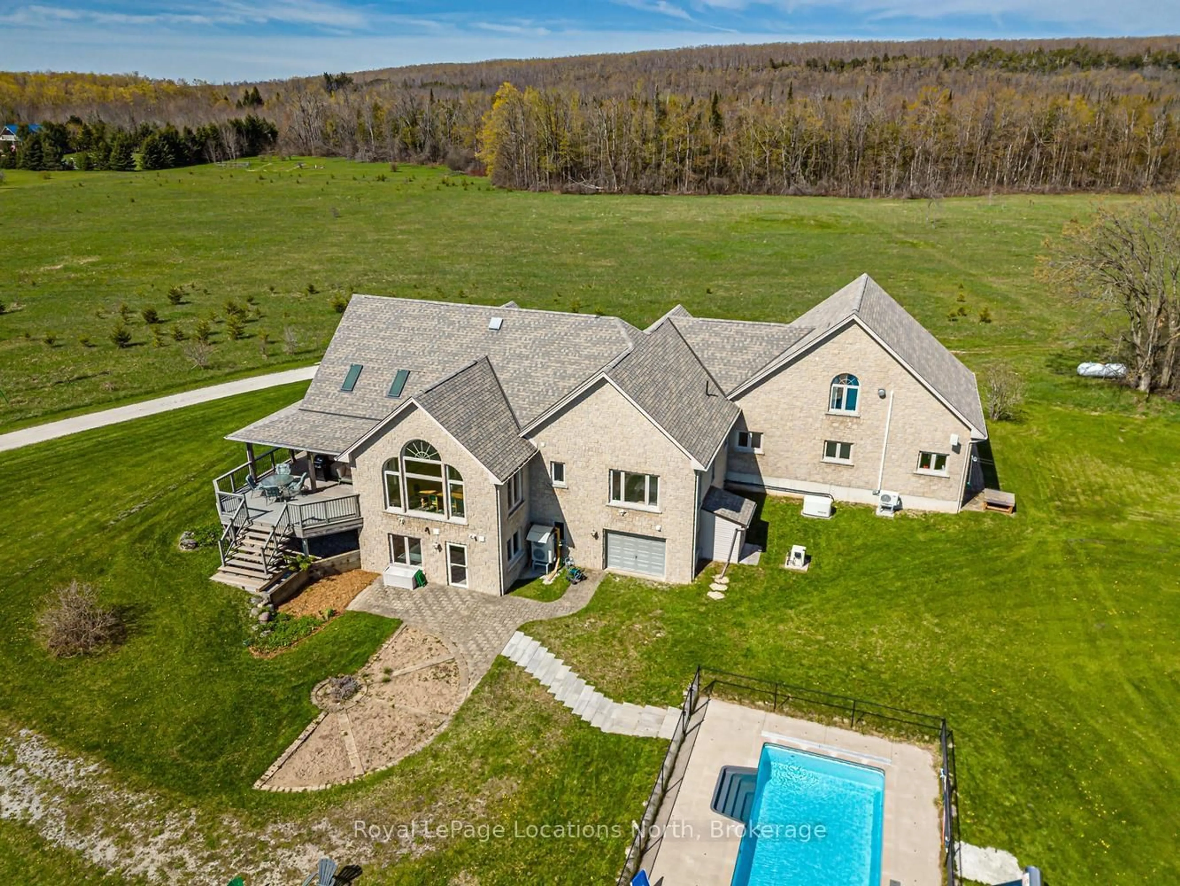 A pic from outside/outdoor area/front of a property/back of a property/a pic from drone, unknown for 245337 22 Sdrd, Meaford Ontario N4L 1W5