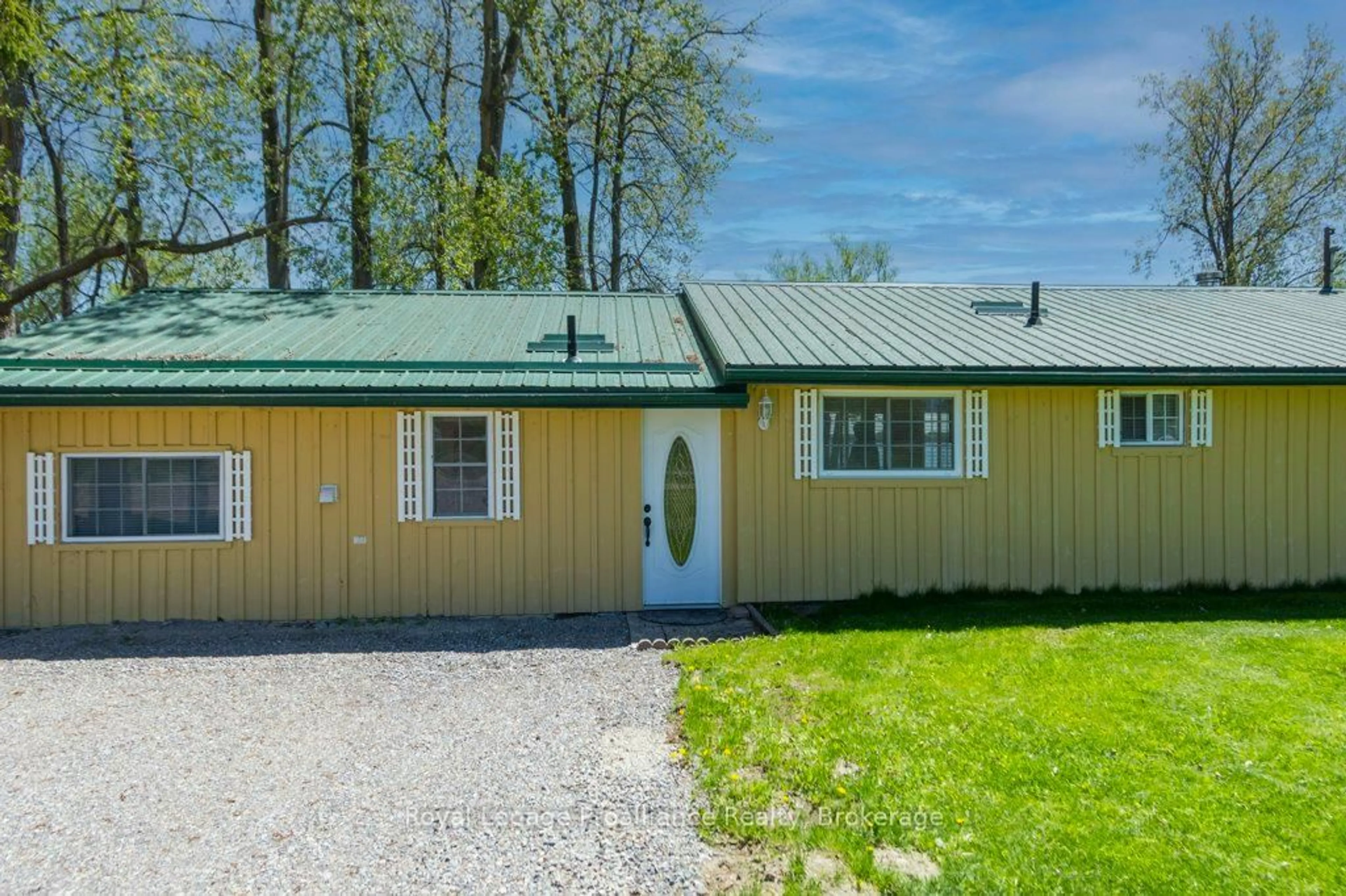 Unknown for 22579 Loyalist Pkwy, Quinte West Ontario K8V 5P6