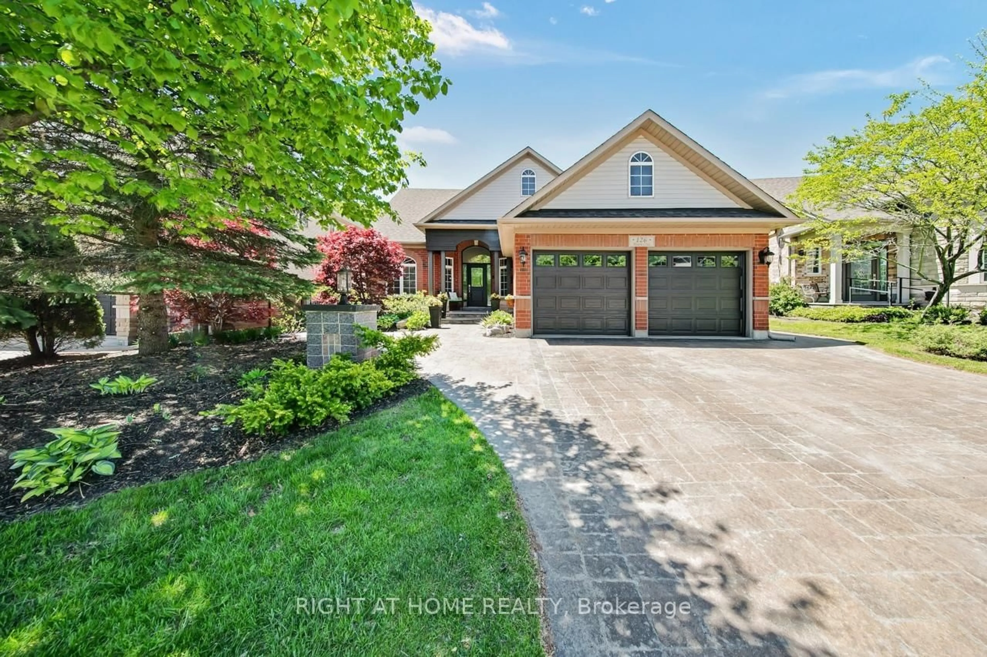 Home with brick exterior material, street for 126 Moore Cres, Hamilton Ontario L9G 4Z8