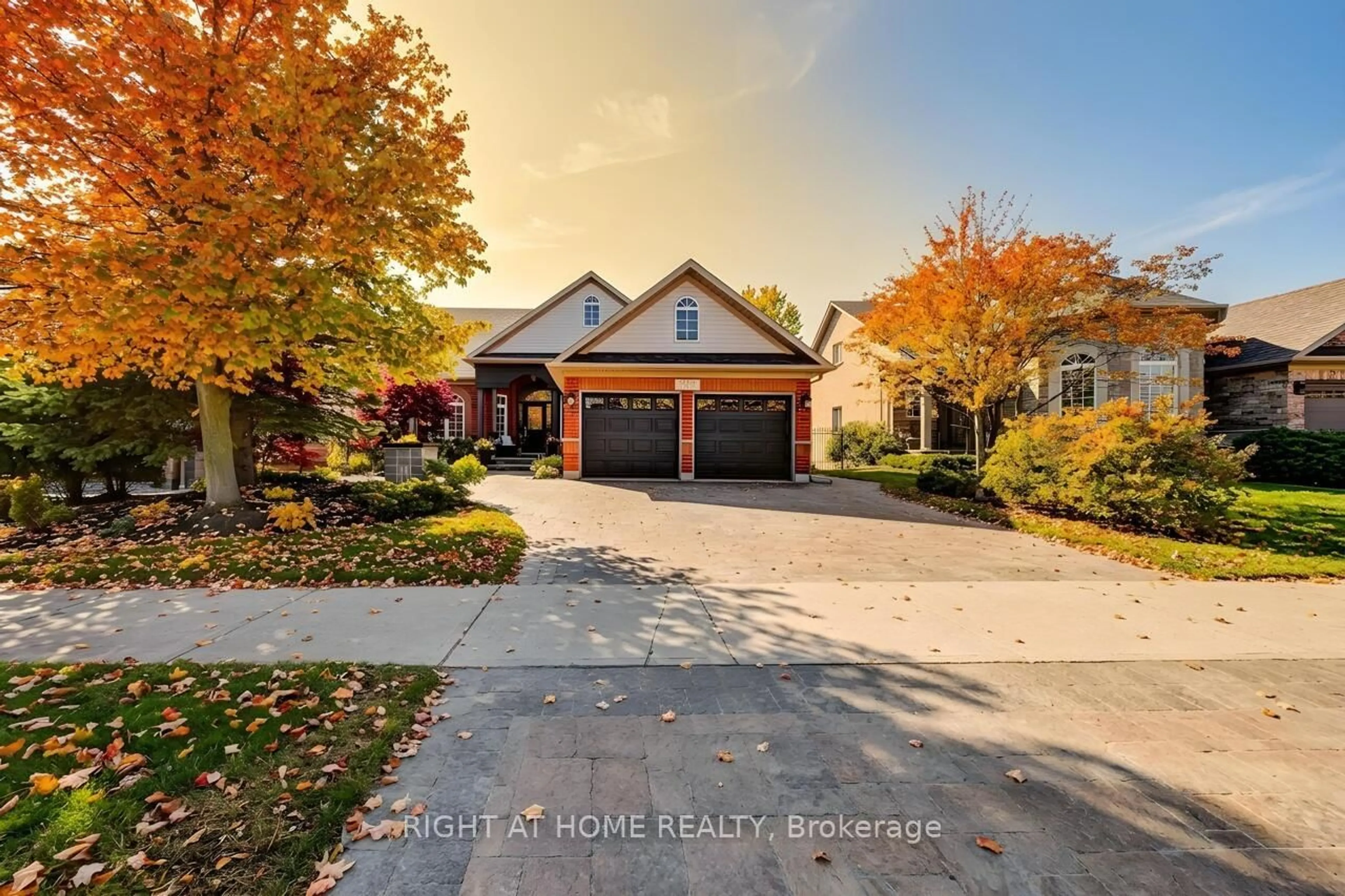 Home with brick exterior material, street for 126 Moore Cres, Hamilton Ontario L9G 4Z8