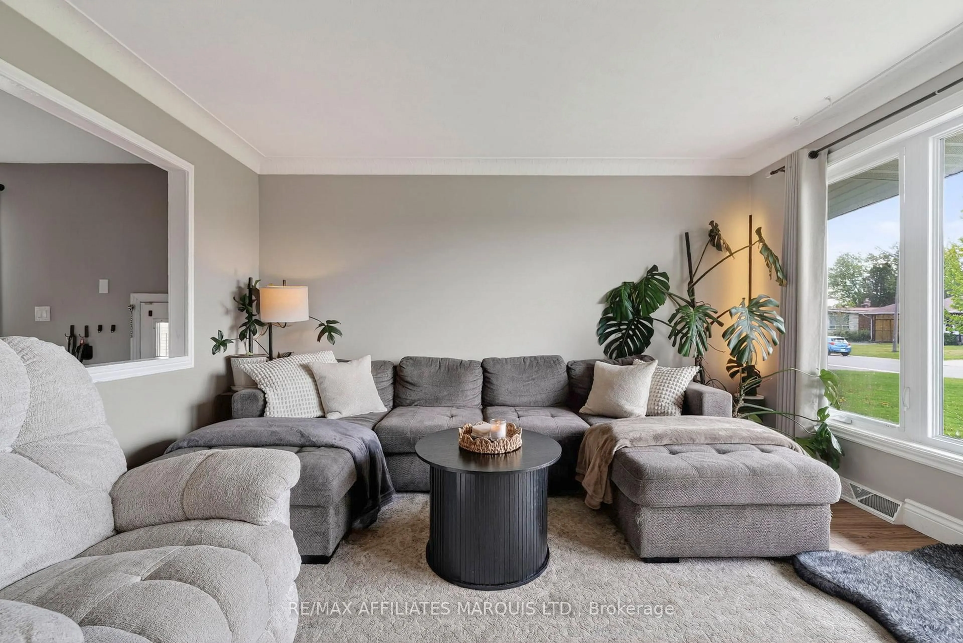 Living room with furniture, unknown for 1814 Shearer Ave, Cornwall Ontario K6H 2H5