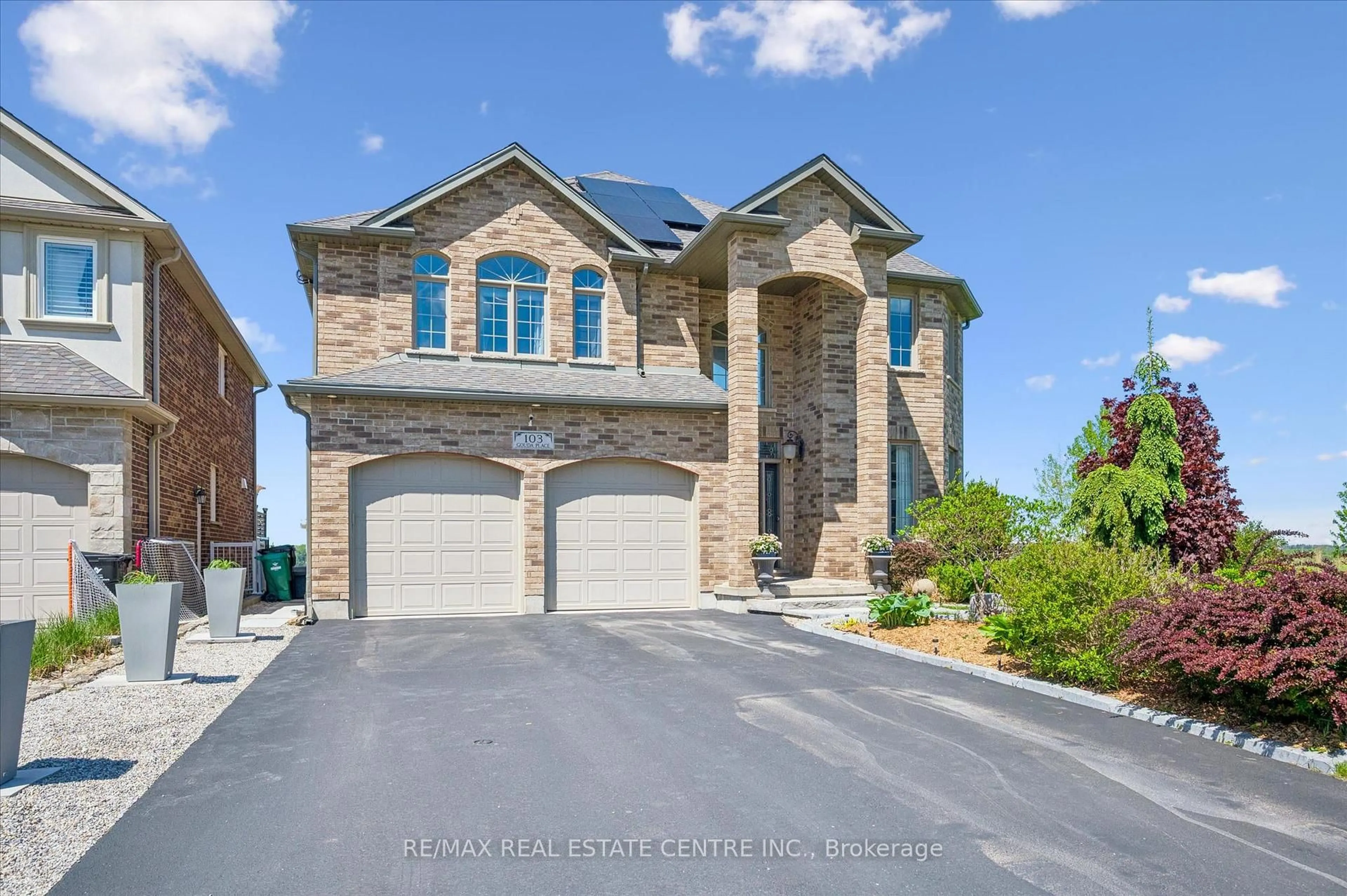 Home with brick exterior material, street for 103 Gouda Pl, Cambridge Ontario N1P 0A9