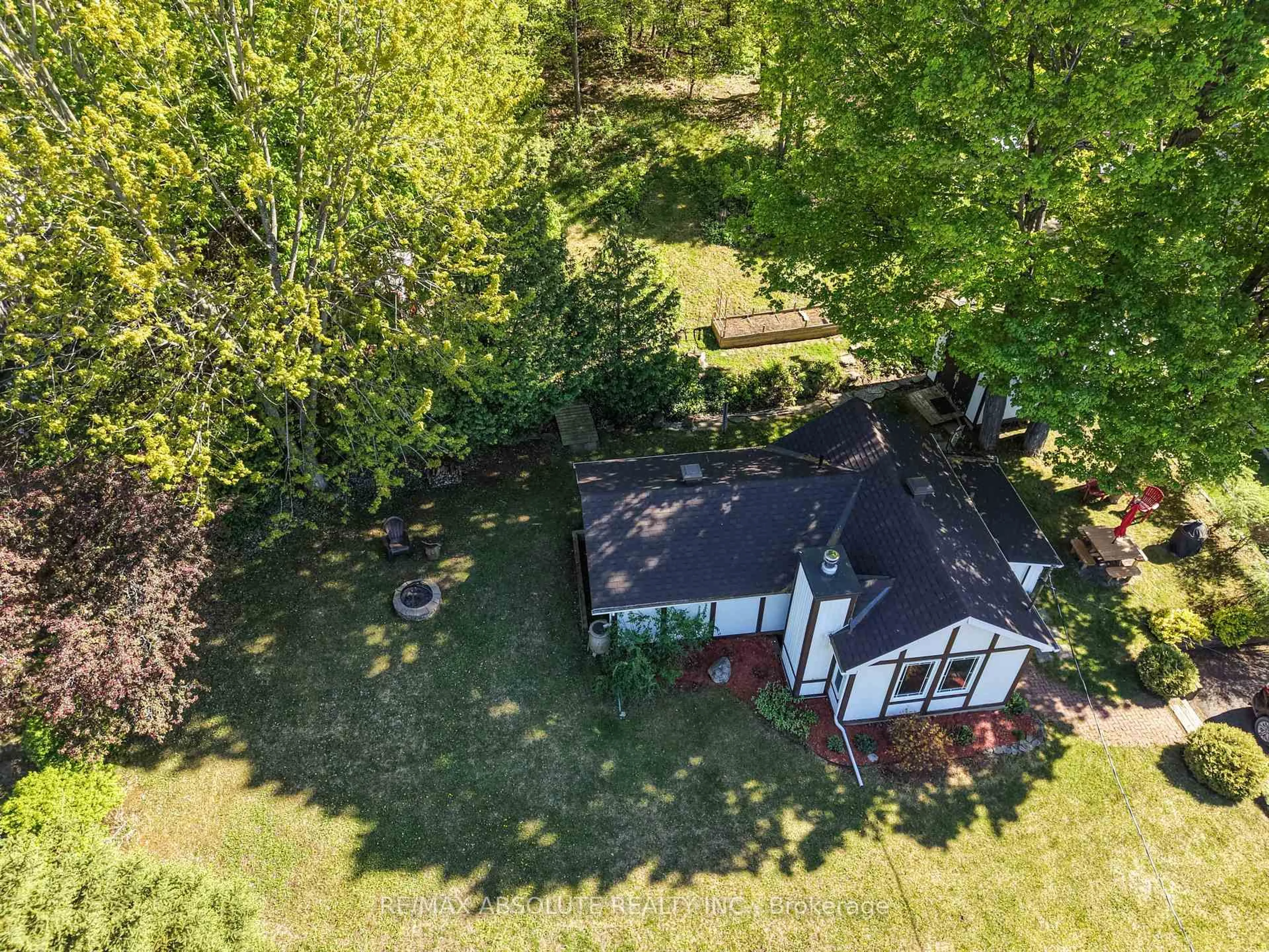A pic from outside/outdoor area/front of a property/back of a property/a pic from drone, forest/trees view for 60 Leclair Road W Rd, Alfred and Plantagenet Ontario K0B 1L0