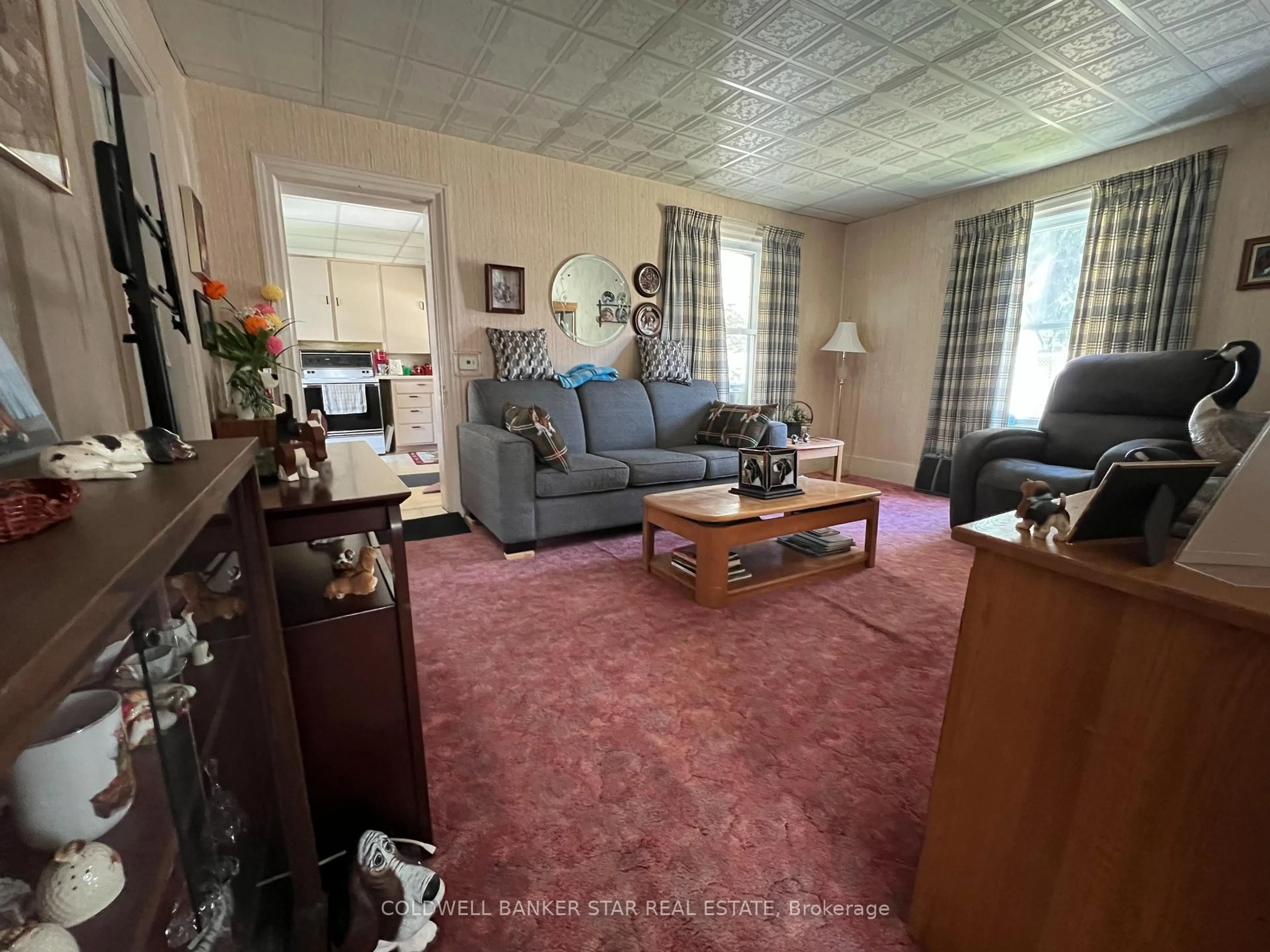 A pic of a room for 17 James St, Strathroy-Caradoc Ontario N7G 1S6