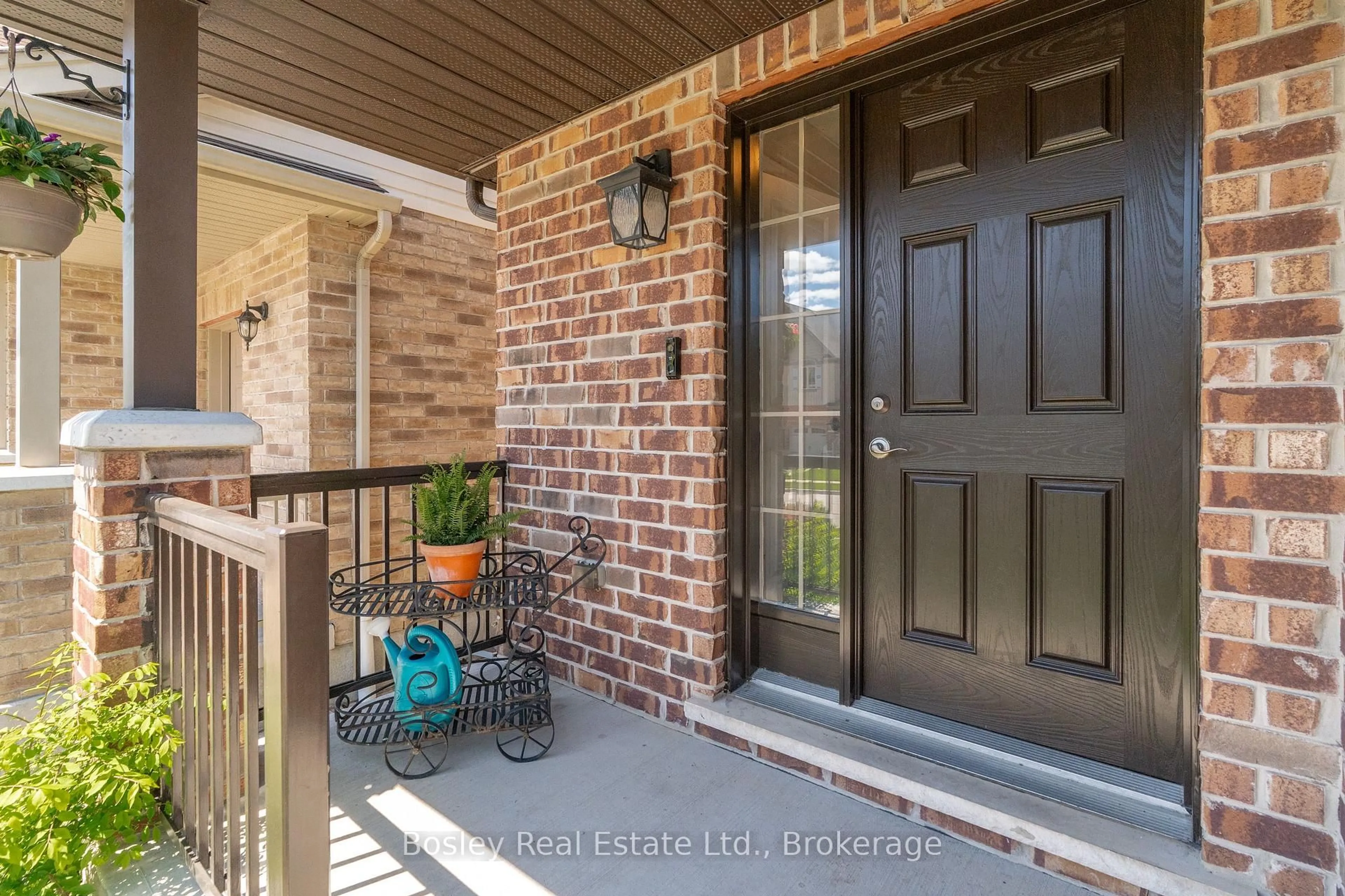 Indoor entryway for 141 Couling Cres, Guelph Ontario N1E 0L4