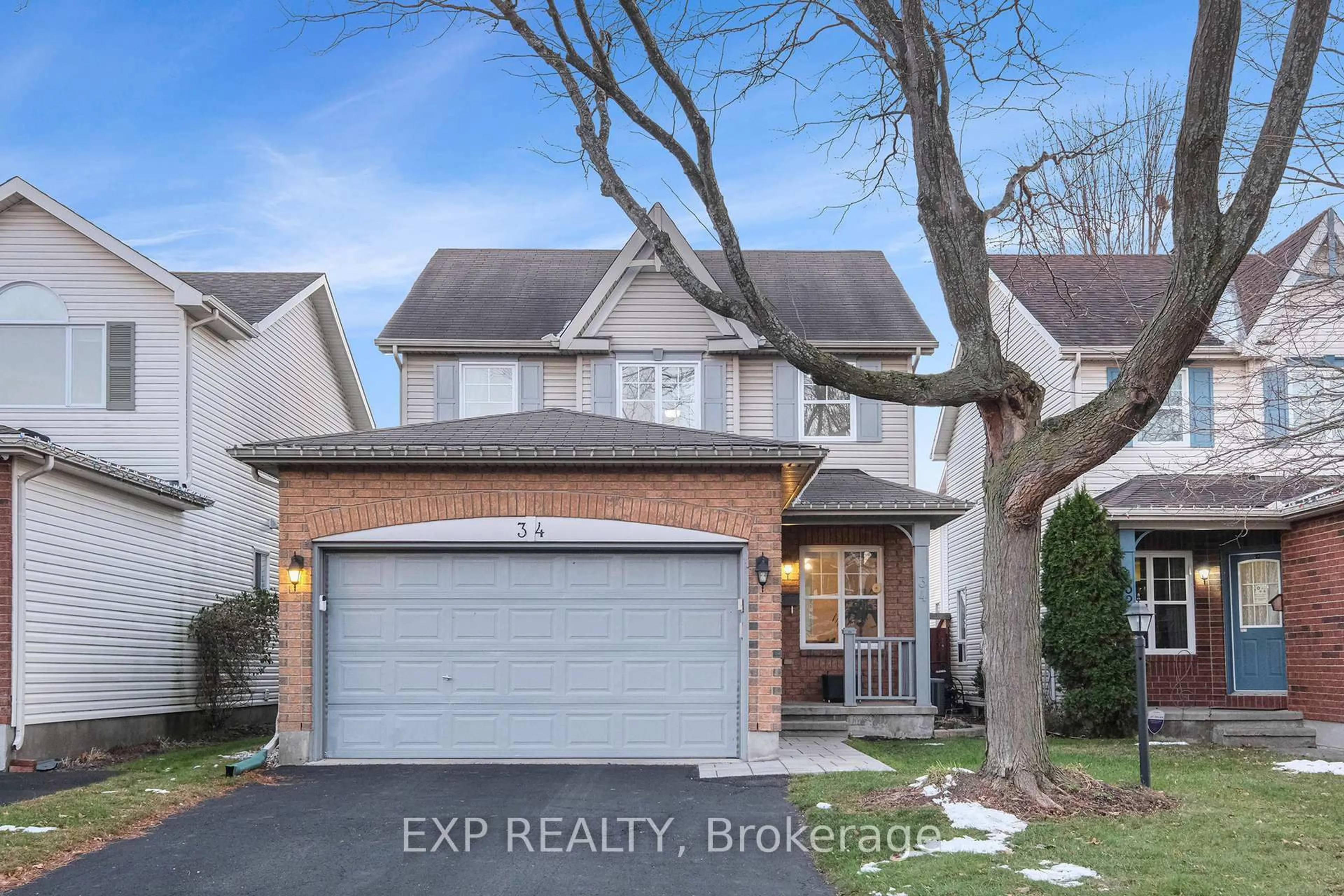 A pic from outside/outdoor area/front of a property/back of a property/a pic from drone, street for 34 Avonmore Cres, Ottawa Ontario K2G 6J7
