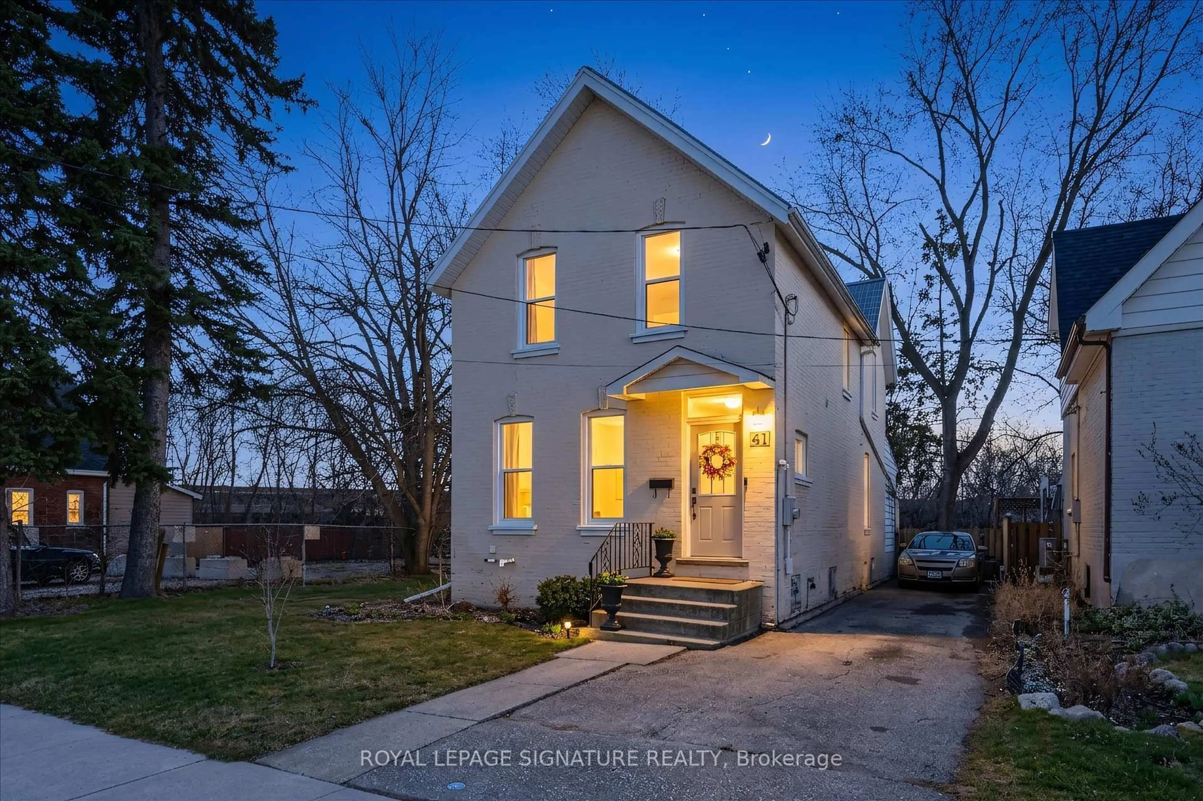 Unknown for 41 Elgin St, Brantford Ontario N3R 1E5
