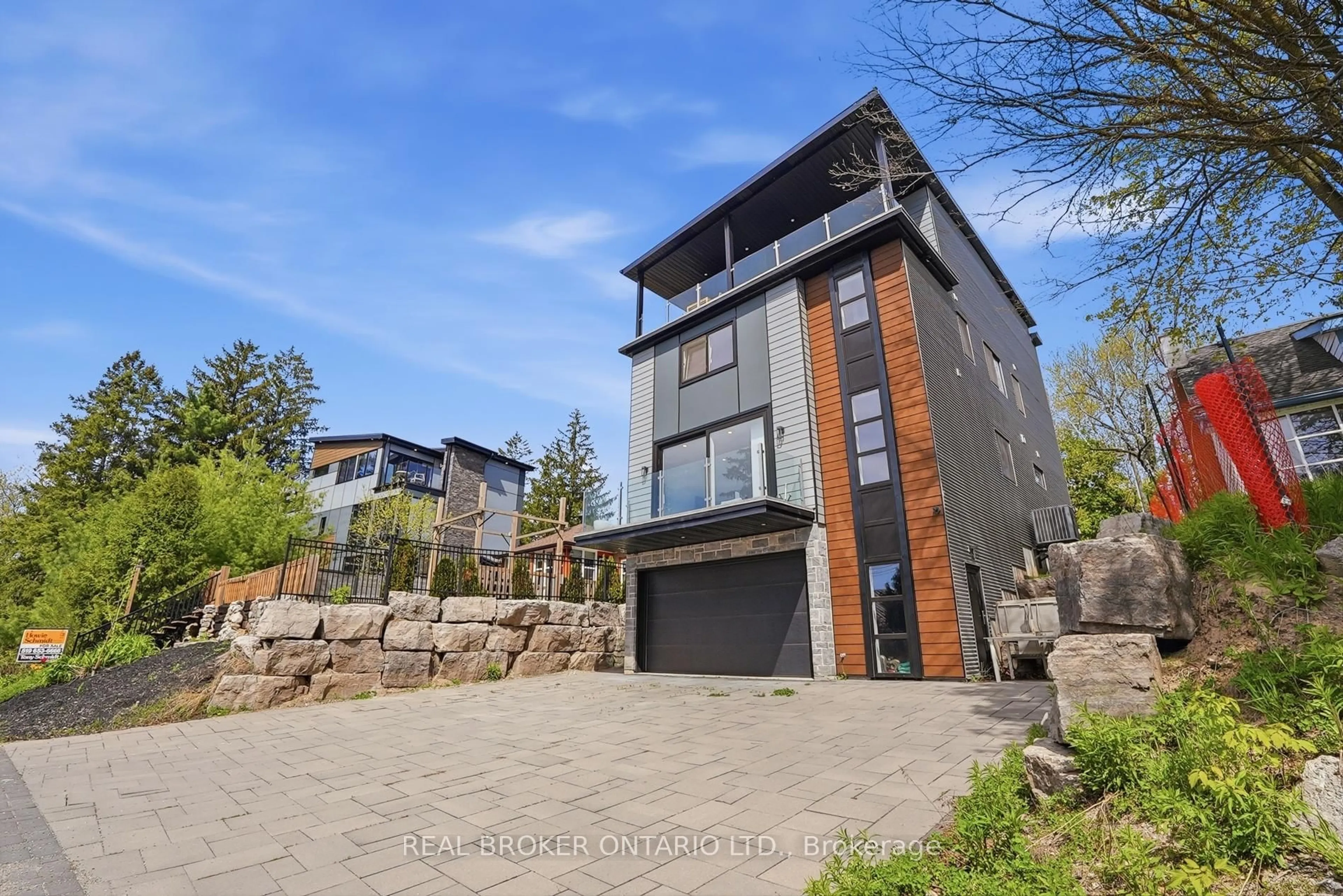 Home with brick exterior material, street for 17 Maple Tr, Puslinch Ontario N3C 2V4