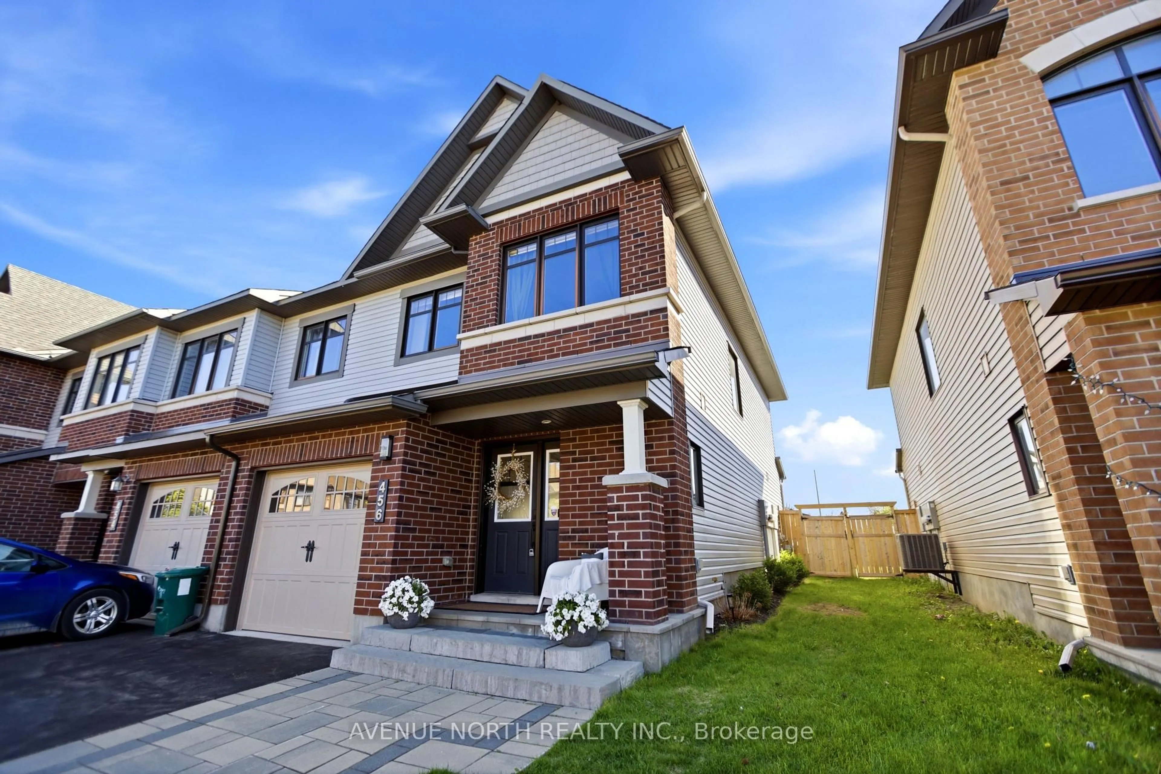 Home with brick exterior material, street for 456 Brettonwood Rdge, Ottawa Ontario K2T 0L1