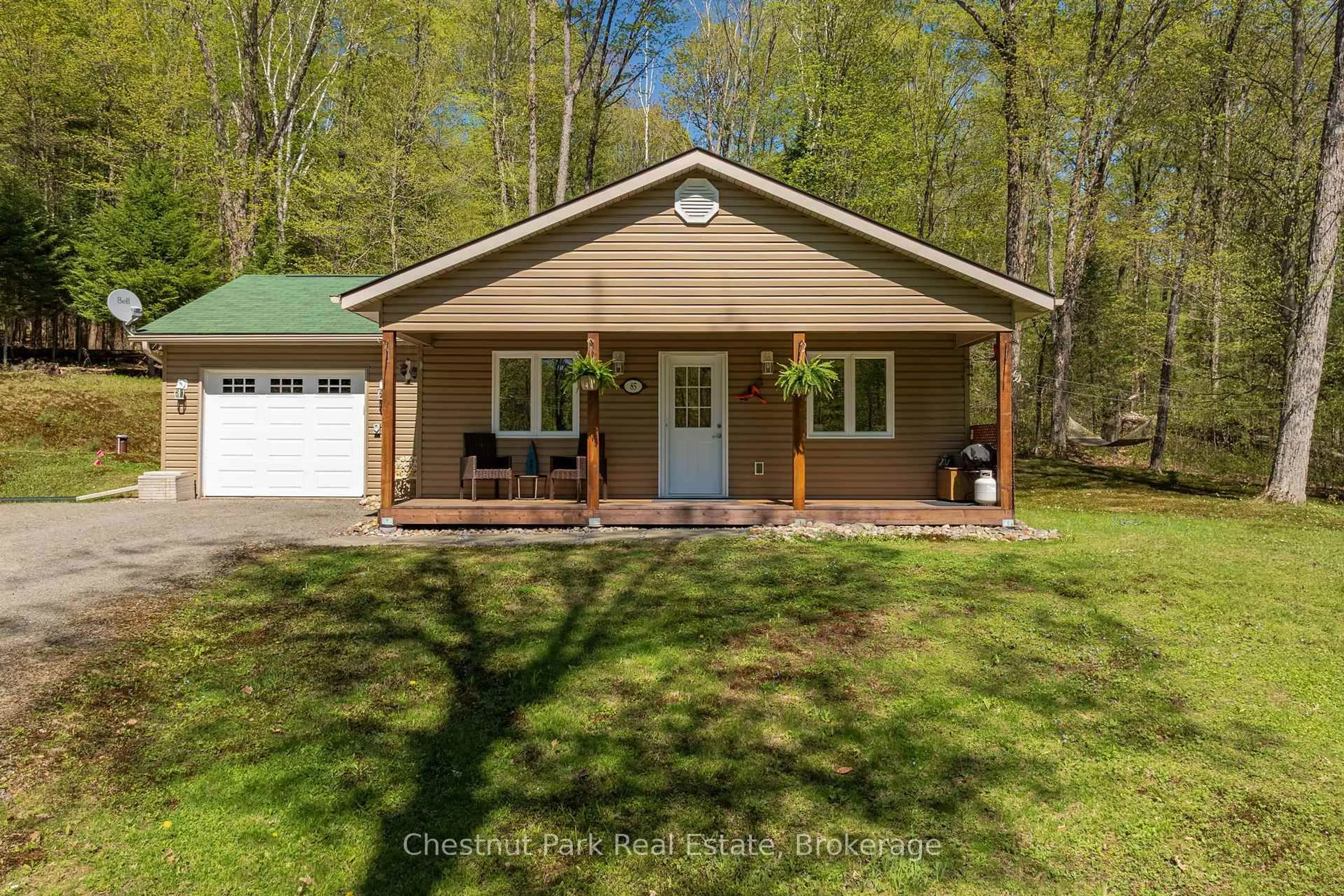 A pic from outside/outdoor area/front of a property/back of a property/a pic from drone, unknown for 85 Line Hill Rd, Huntsville Ontario P1H 2N5