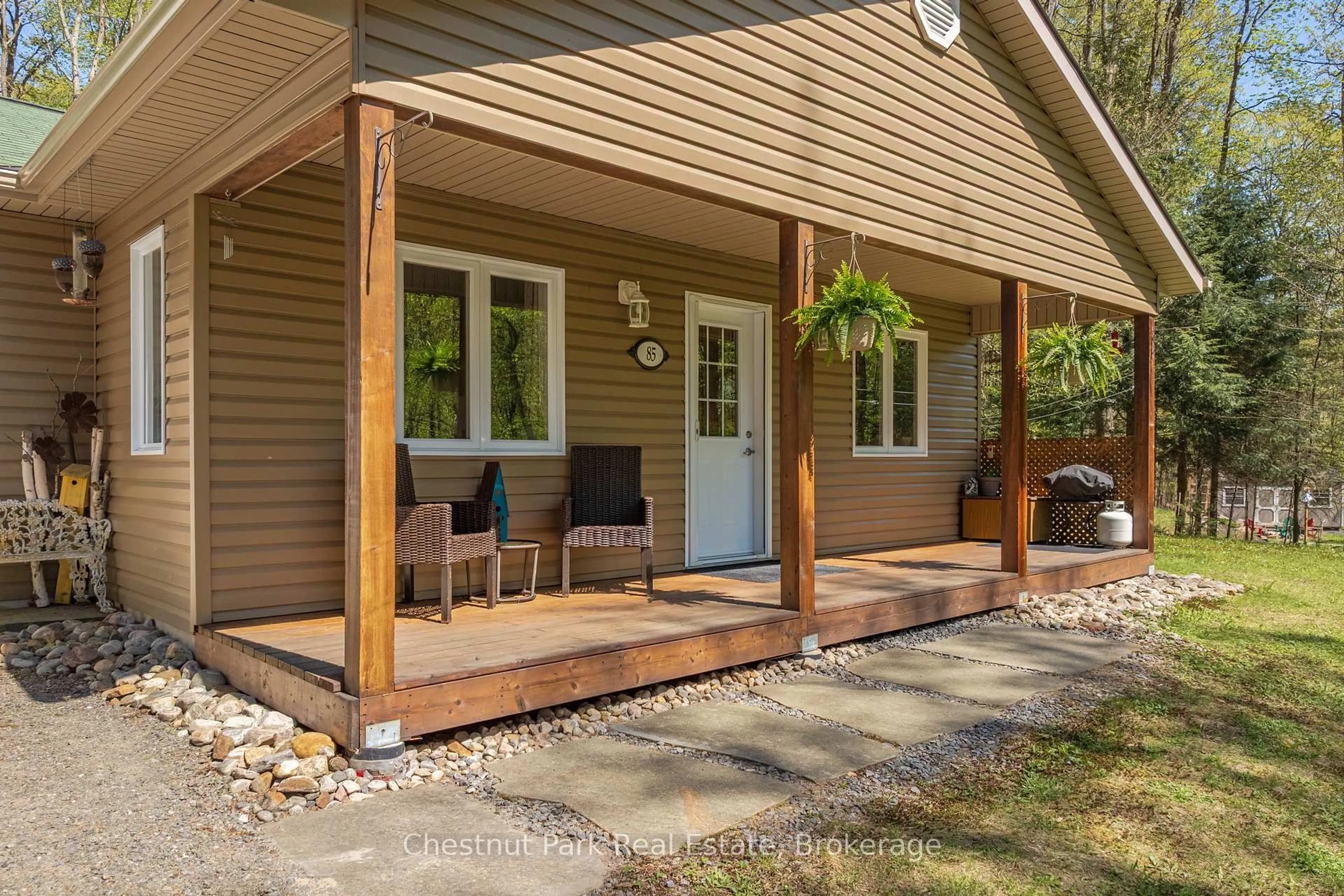 Patio, street for 85 Line Hill Rd, Huntsville Ontario P1H 2N5