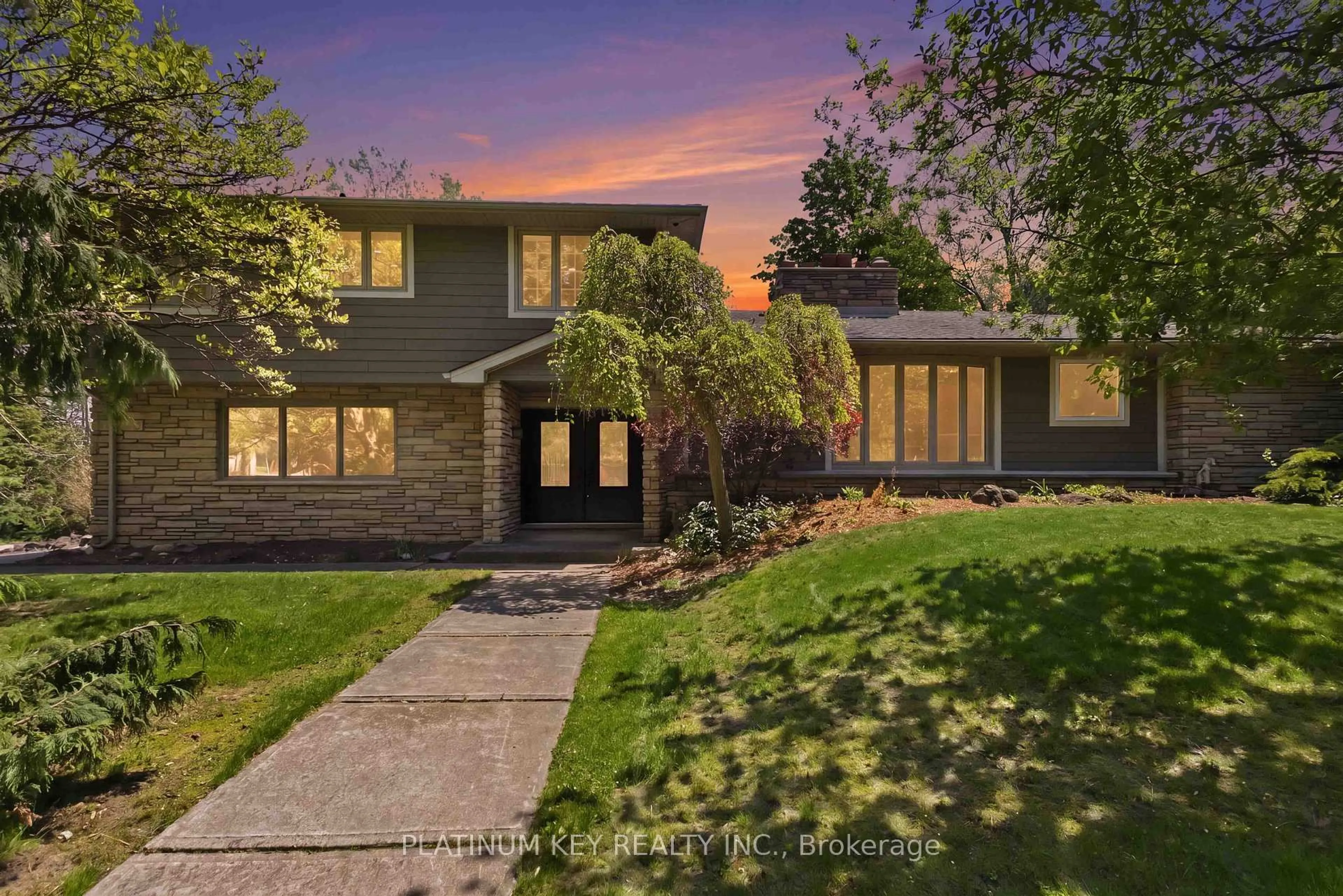 Home with brick exterior material, street for 1571 McClure Dr, London North Ontario N6G 2L1