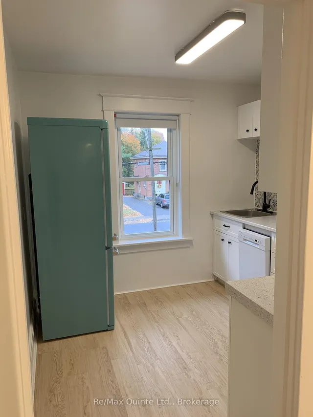 146 Bleecker Ave, Belleville 2