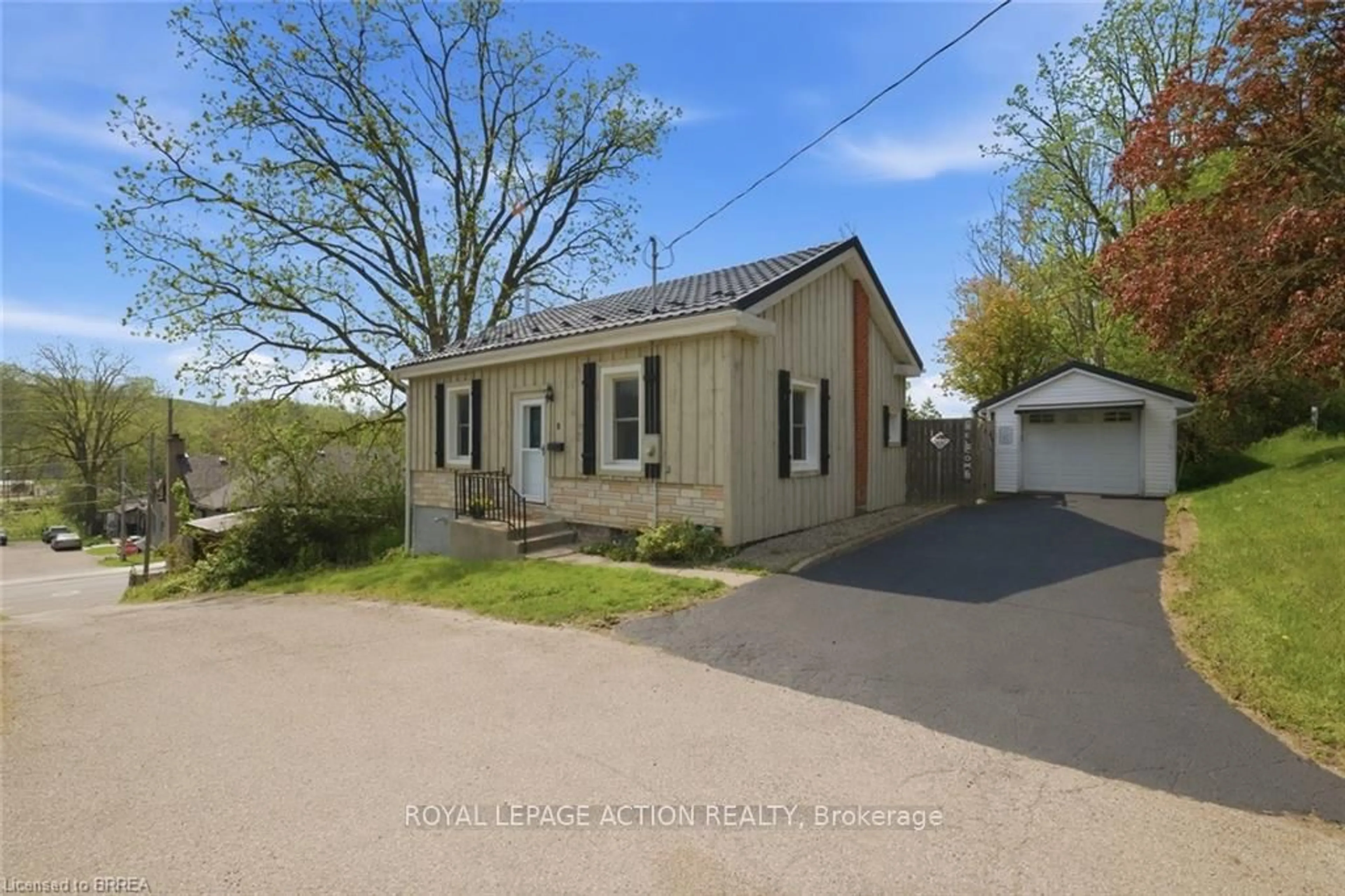 Unknown for 9 Keeton Lane, Brant Ontario N3L 1M8