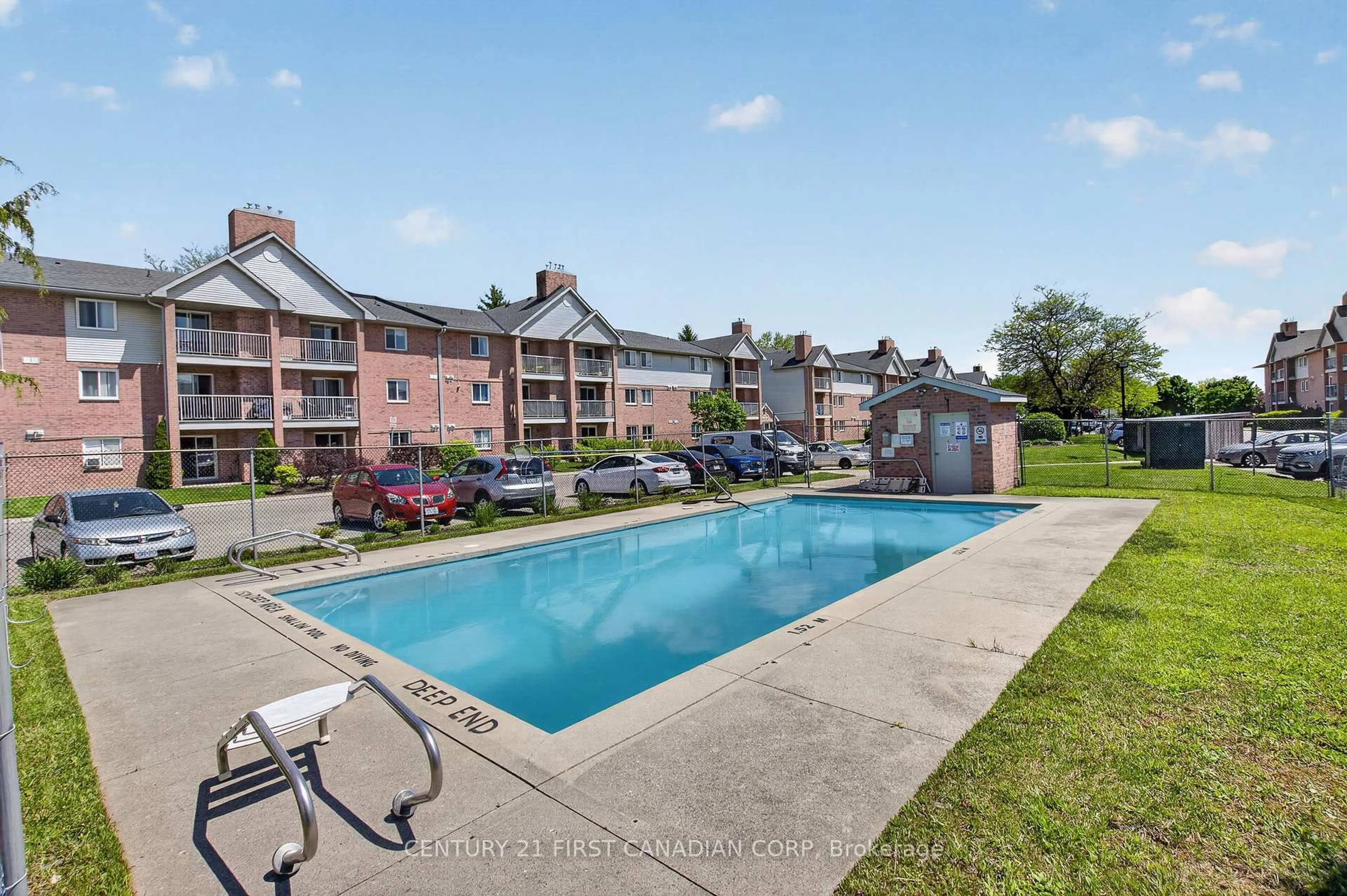 Pool for 136 Conway Dr #11, London South Ontario N6E 3N1