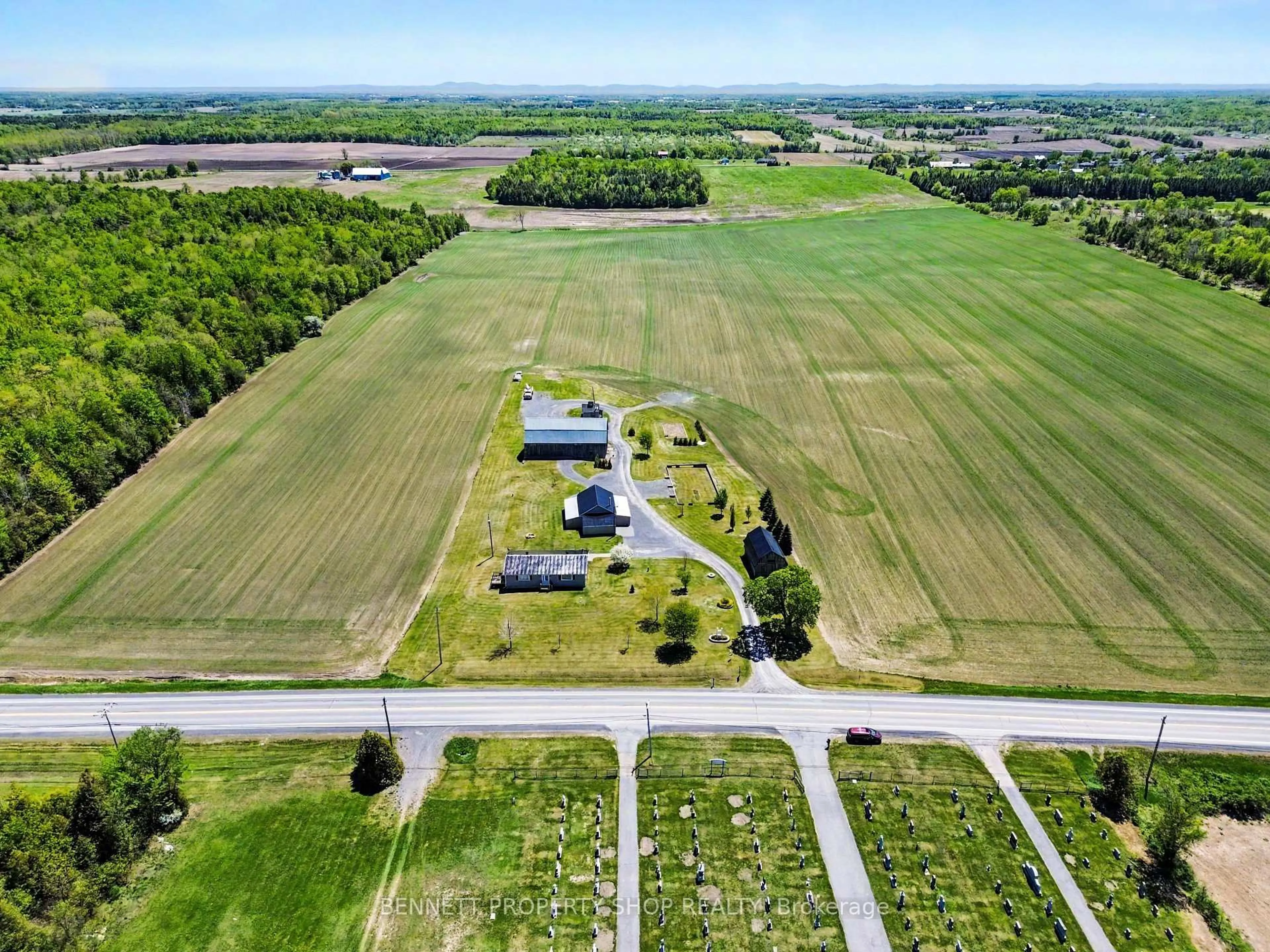 A pic from outside/outdoor area/front of a property/back of a property/a pic from drone, street for 20500 Glen Robertson Rd, North Glengarry Ontario K0C 1A0