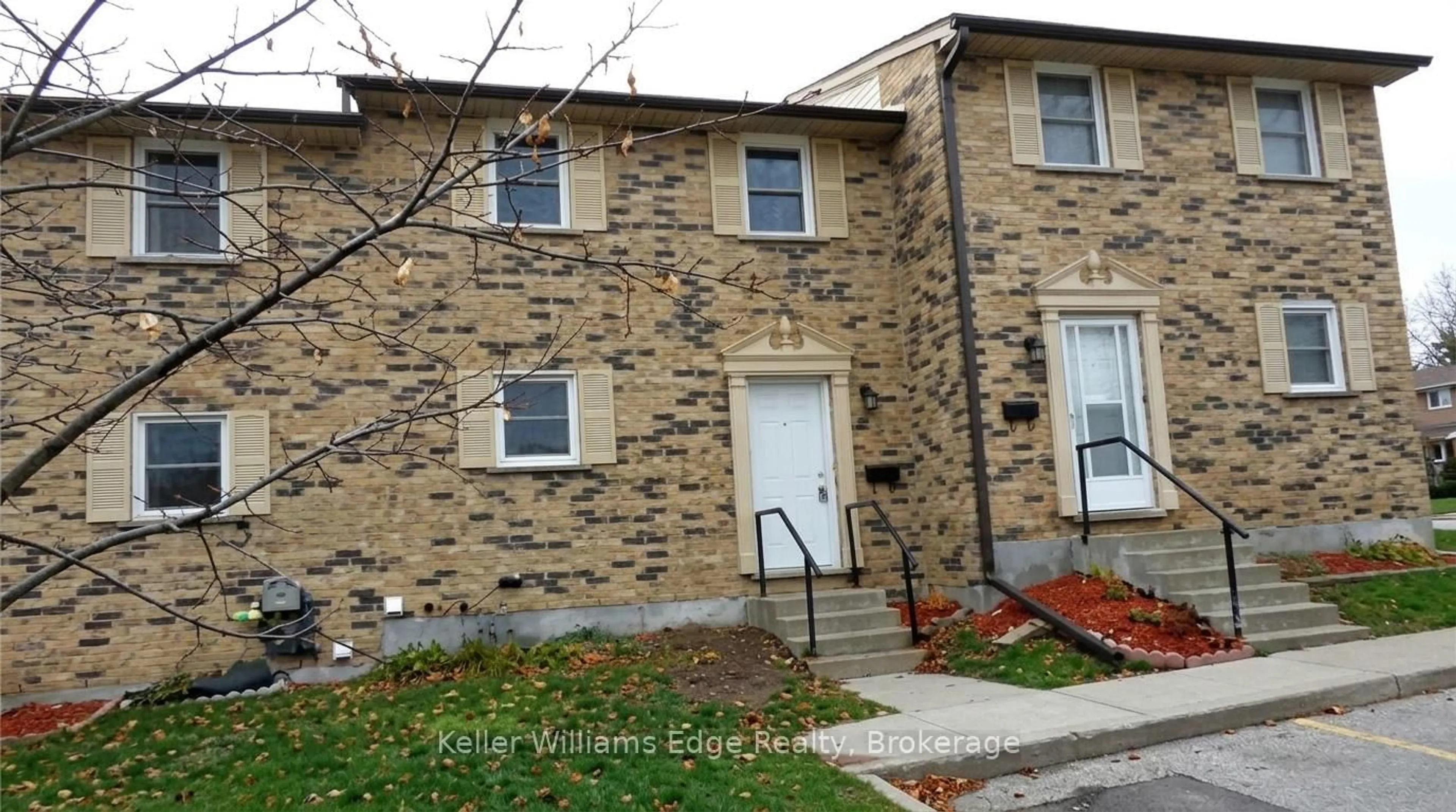 Home with brick exterior material, street for 175 Cedar St #10, Cambridge Ontario N1S 4X8