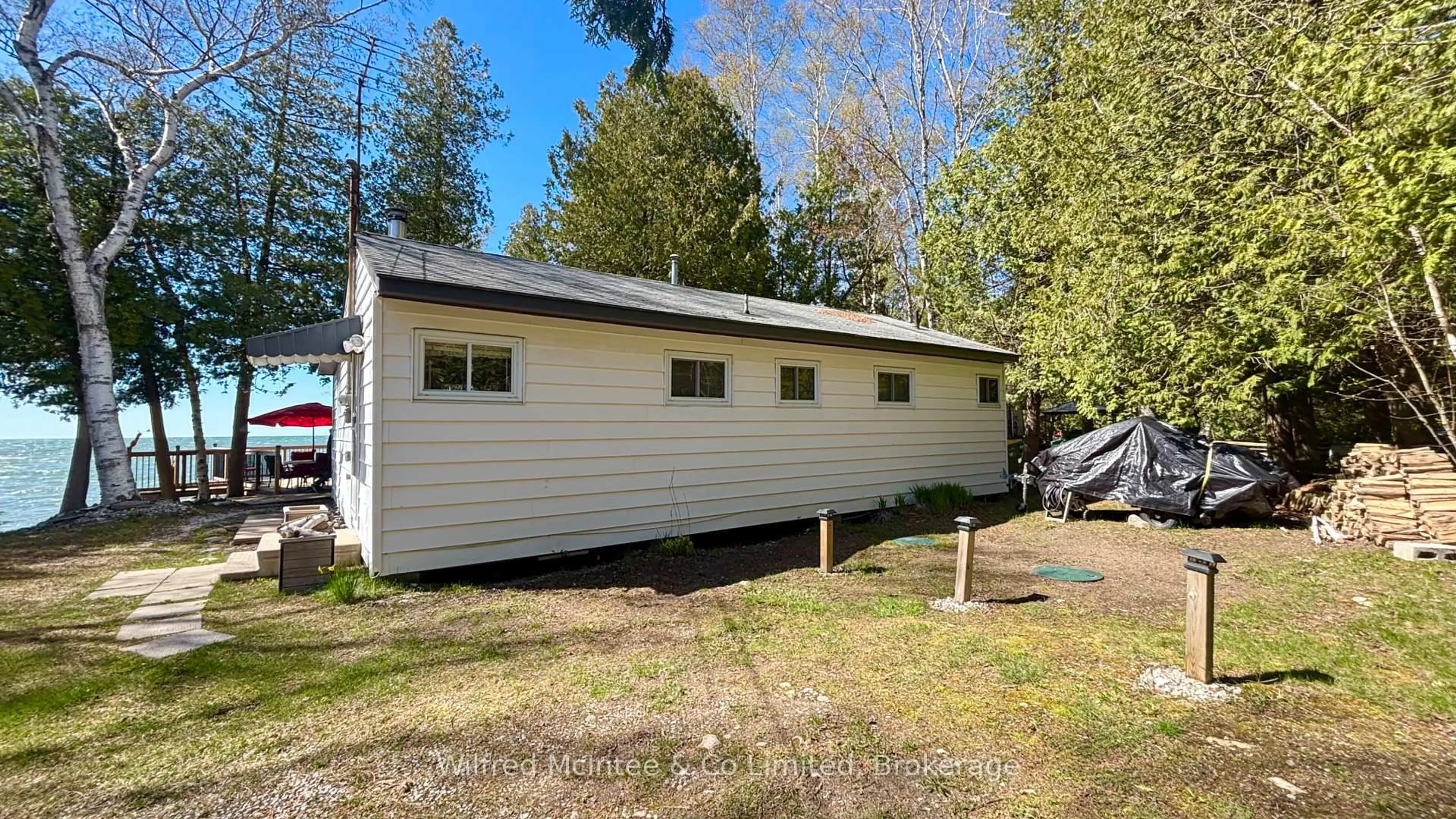 Shed for 917 BRUCE ROAD 13 Rd, Native Leased Lands Ontario N0H 2L0