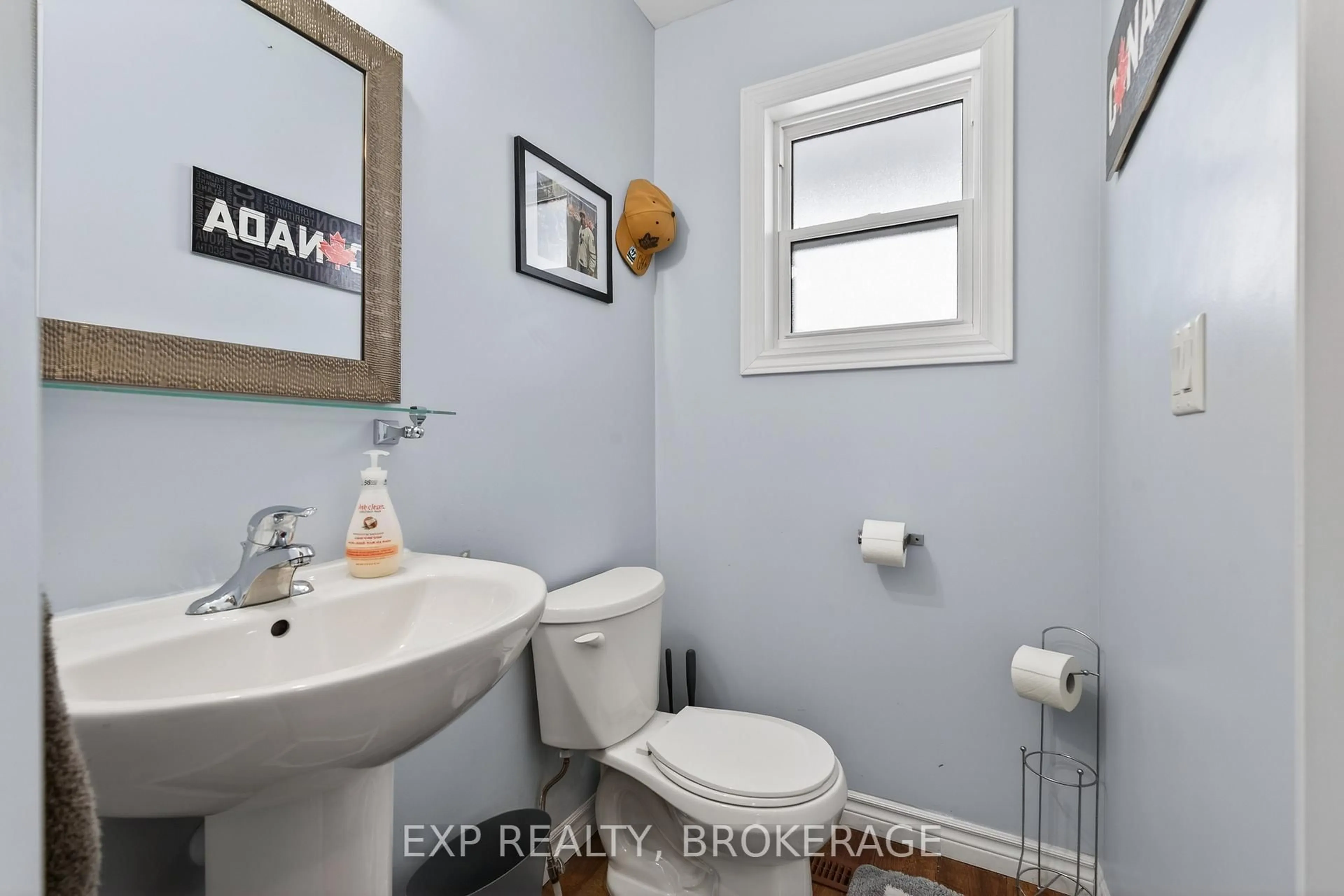 Standard bathroom, ceramic/tile floor for 3478 PRINCESS St, Kingston Ontario K7P 0L4